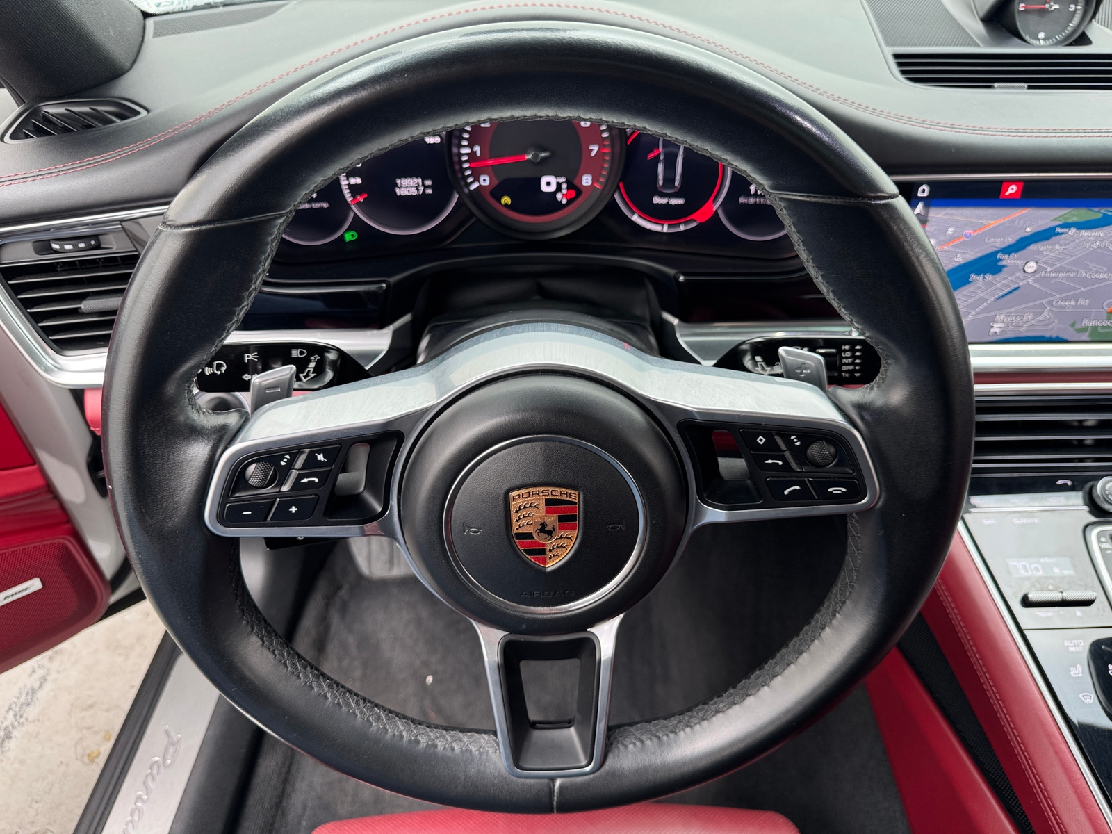 Thumbnail: 2018 Porsche Panamera - 5