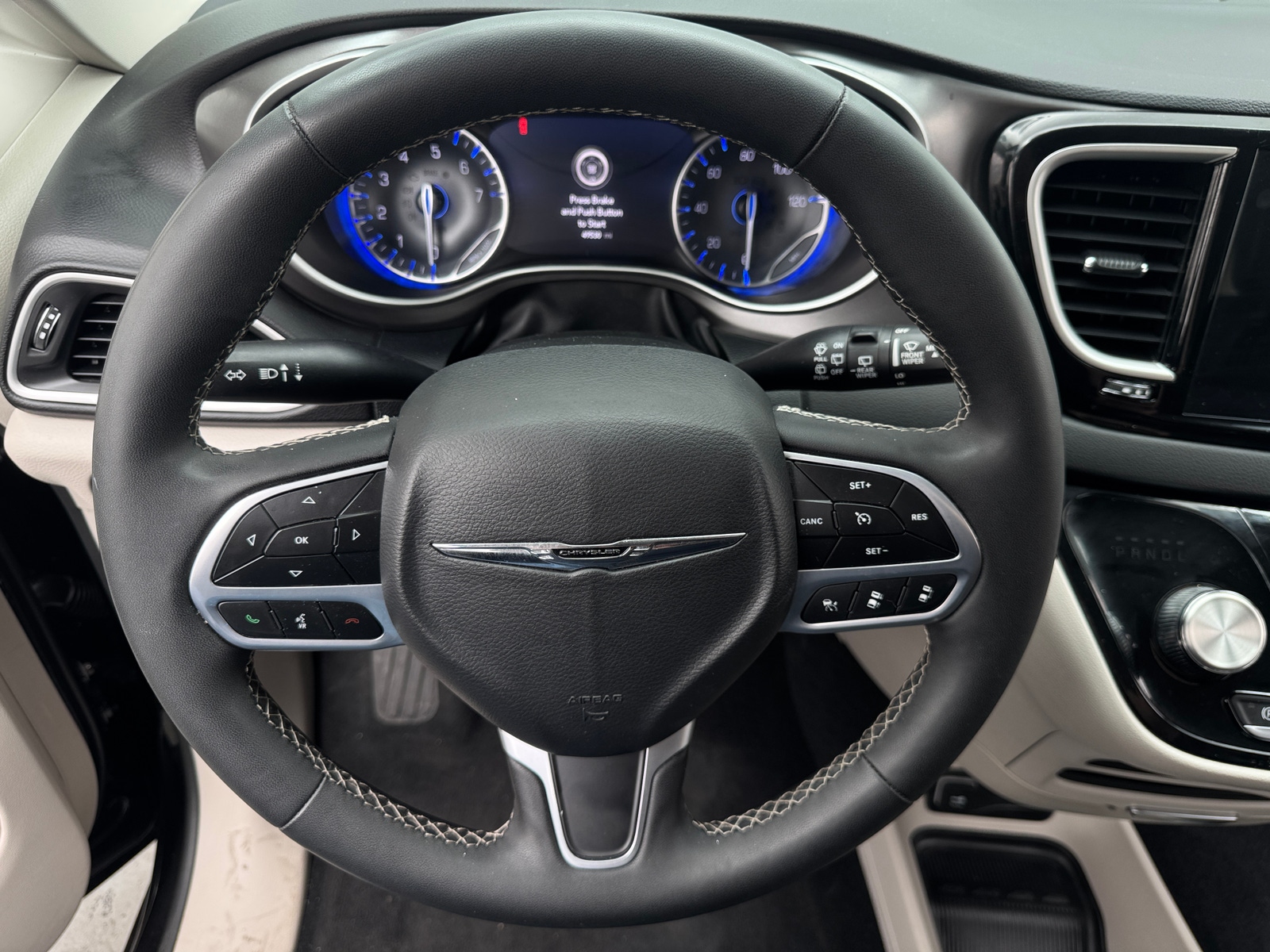 Thumbnail: 2024 Chrysler Pacifica - 4