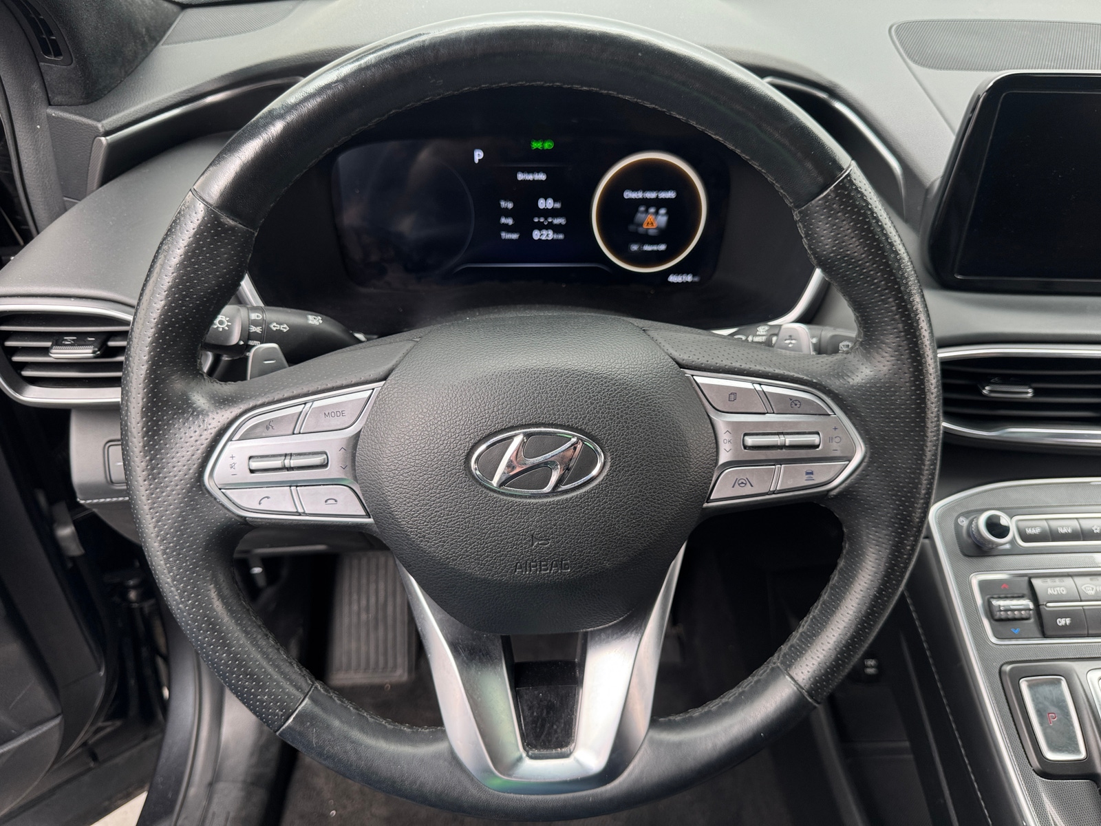 Thumbnail: 2023 Hyundai Santa Fe - 4