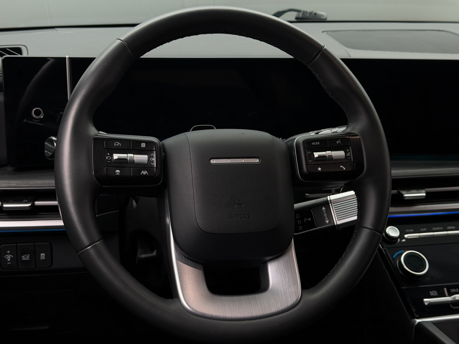 Thumbnail: 2025 Hyundai Santa Fe - 4