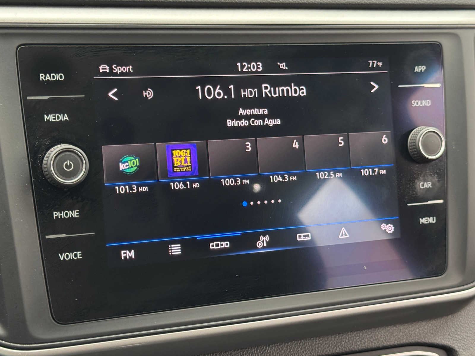 Thumbnail: 2021 Volkswagen Atlas - 3