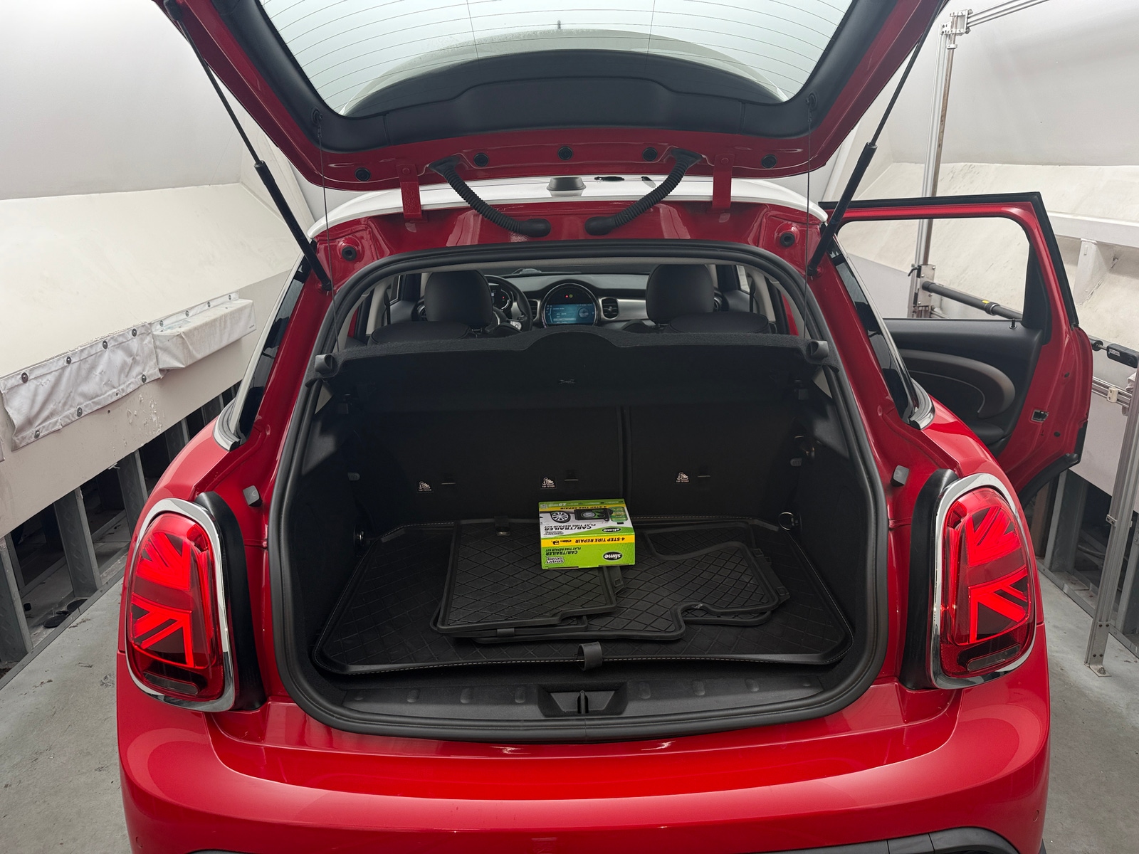 Thumbnail: 2023 MINI Cooper Hardtop - 6