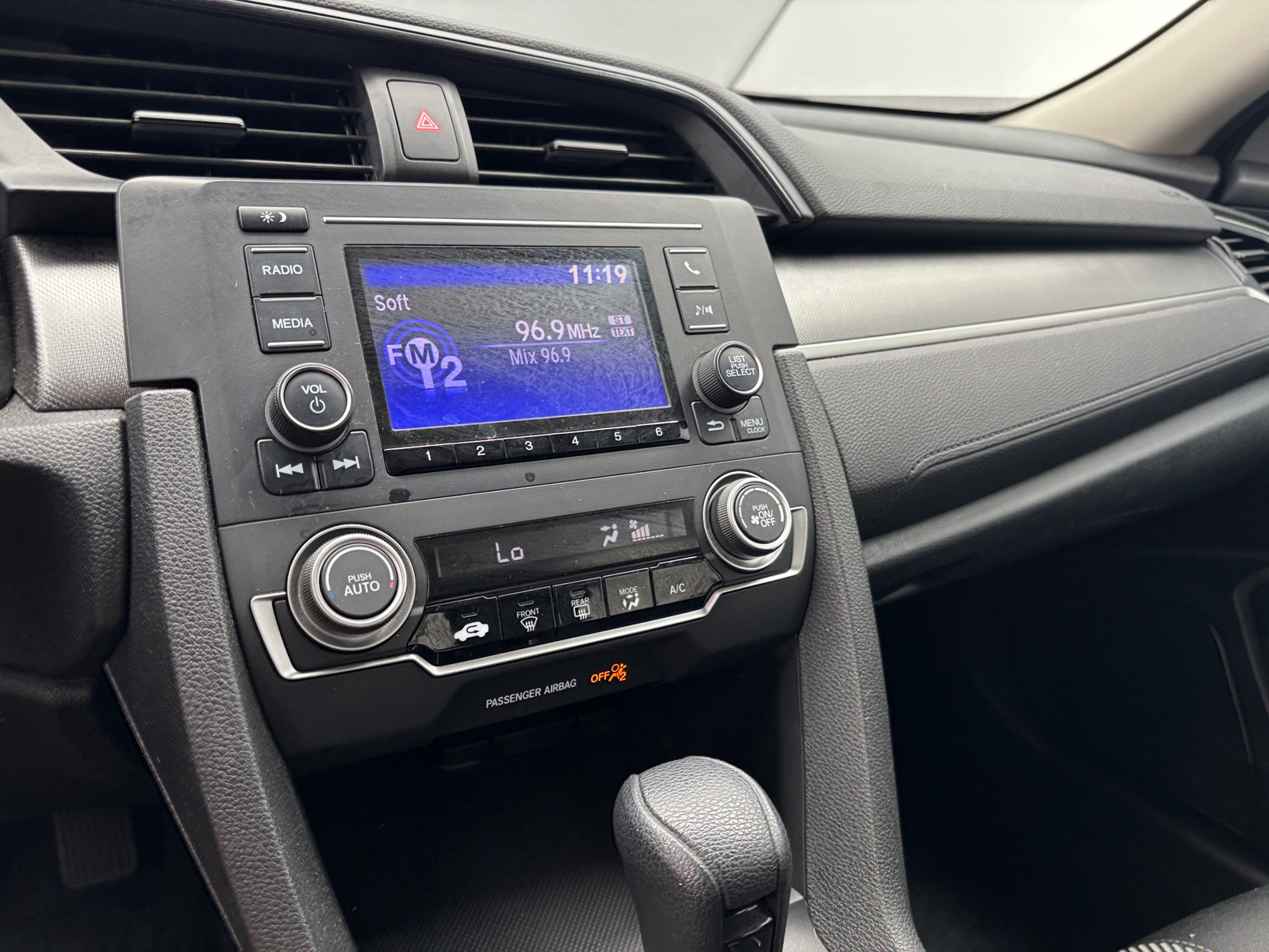Thumbnail: 2016 Honda Civic - 4