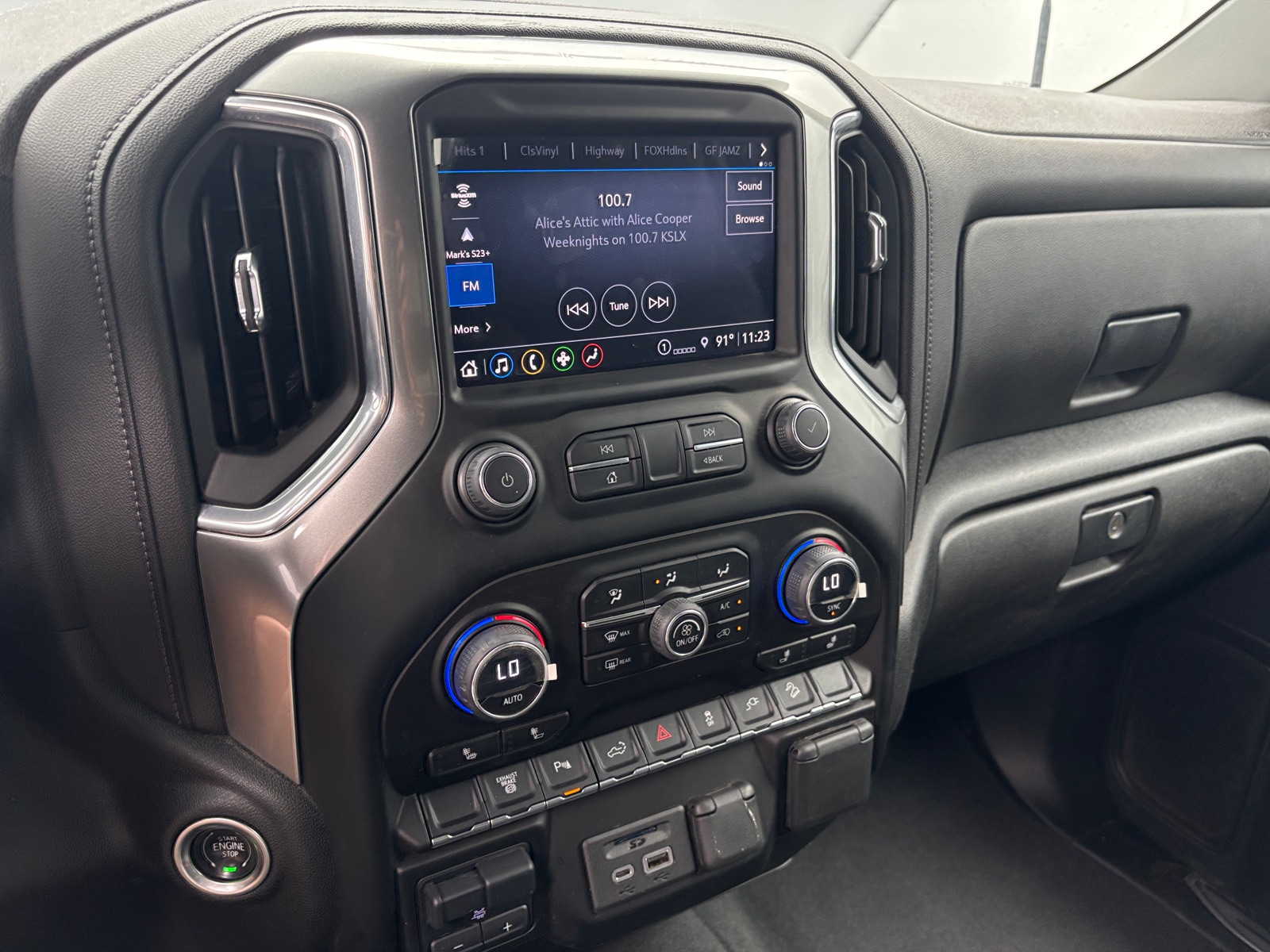 Thumbnail: 2023 Chevrolet Silverado 2500 - 4