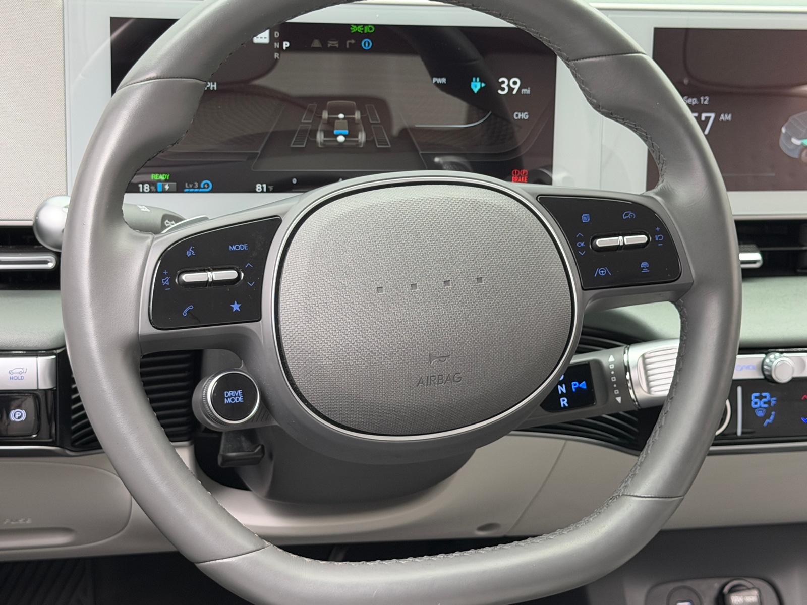 Thumbnail: 2023 Hyundai Ioniq 5 - 4