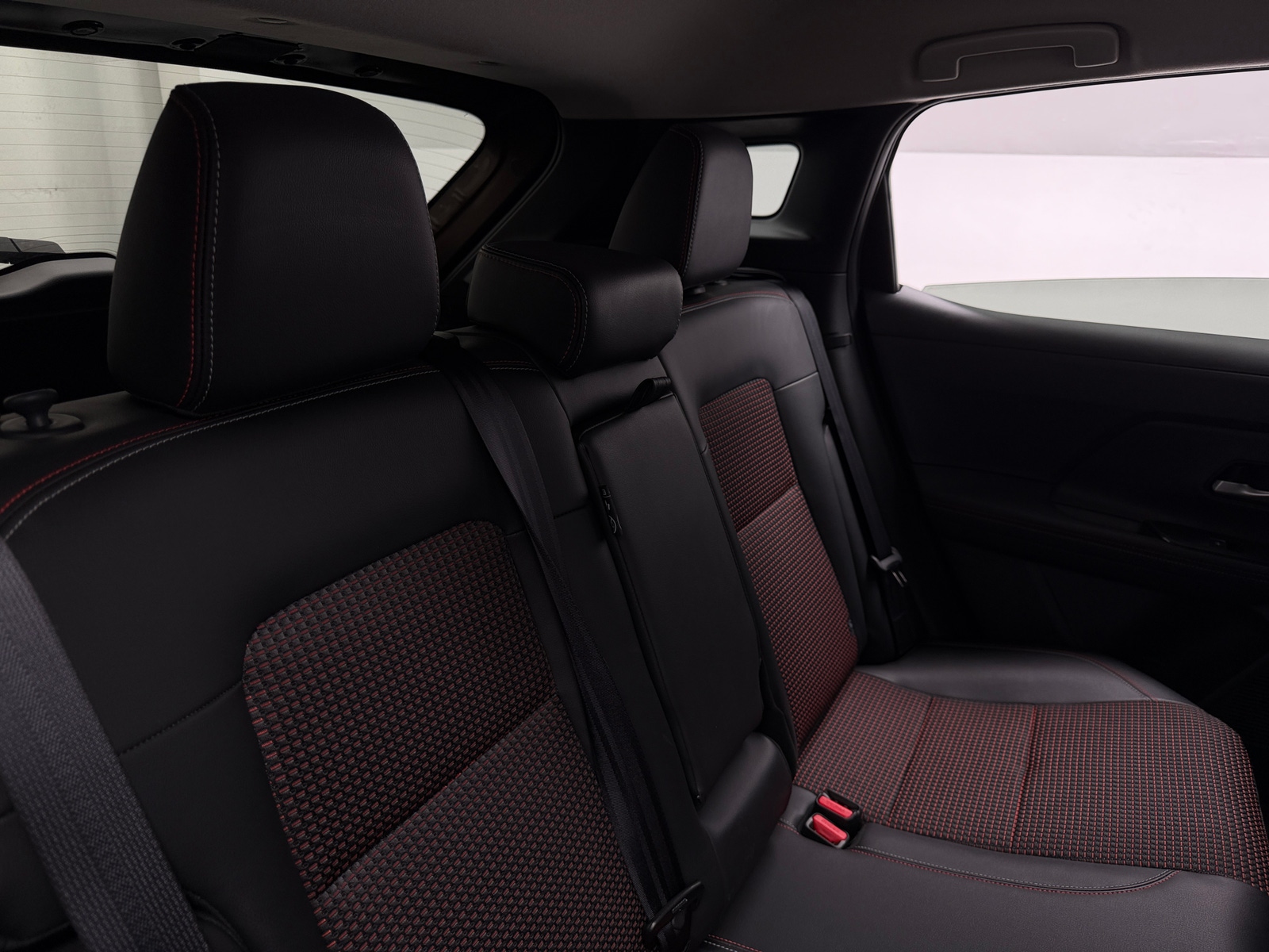 Thumbnail: 2025 Nissan Kicks - 5