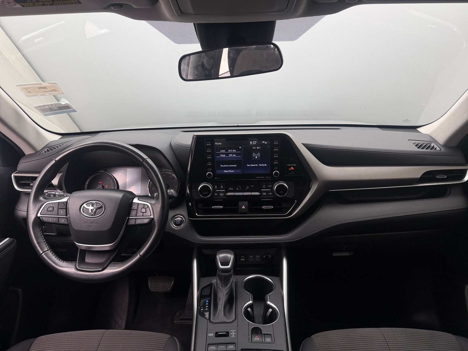 Thumbnail: 2022 Toyota Highlander - 3