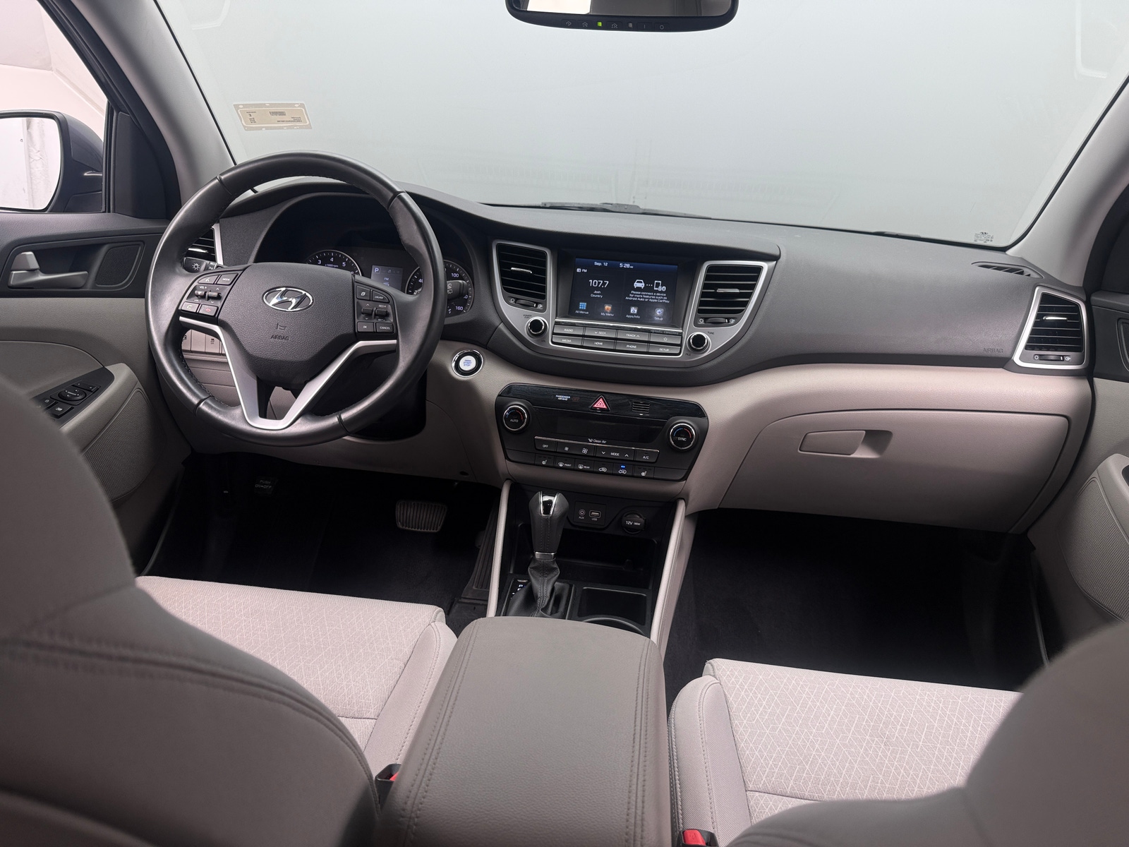 Thumbnail: 2018 Hyundai Tucson - 3