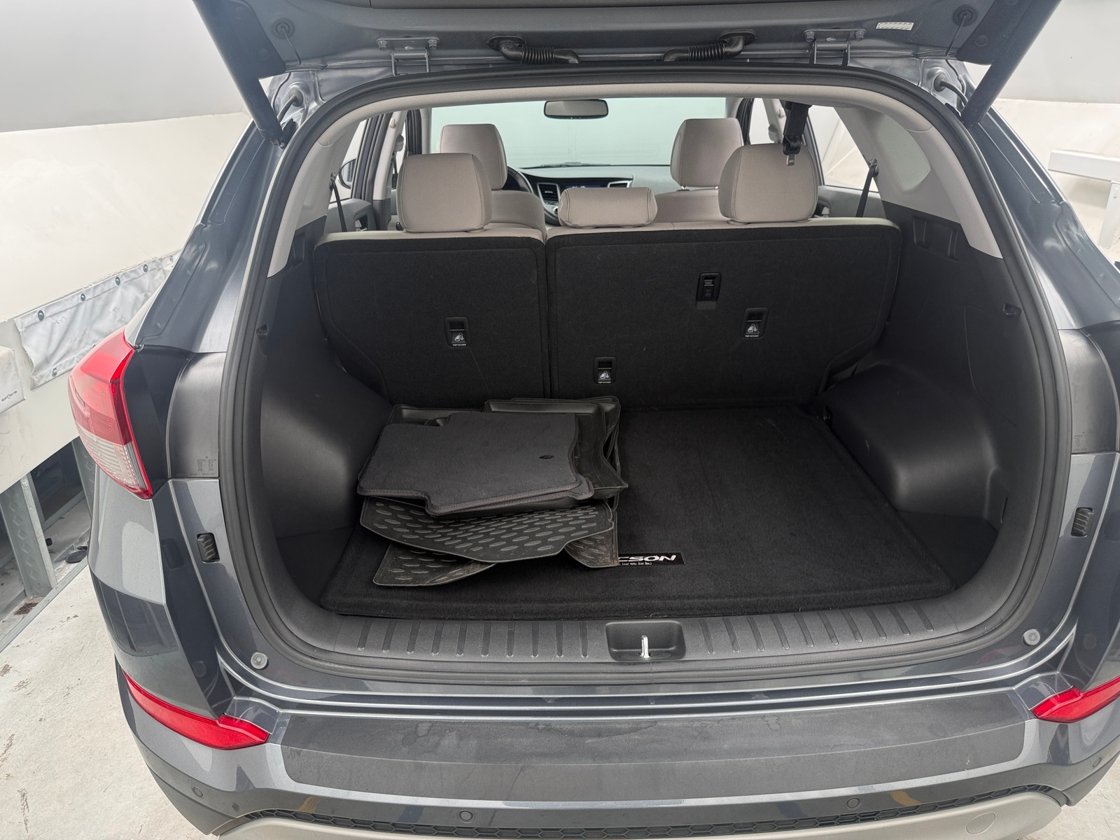 Thumbnail: 2018 Hyundai Tucson - 7