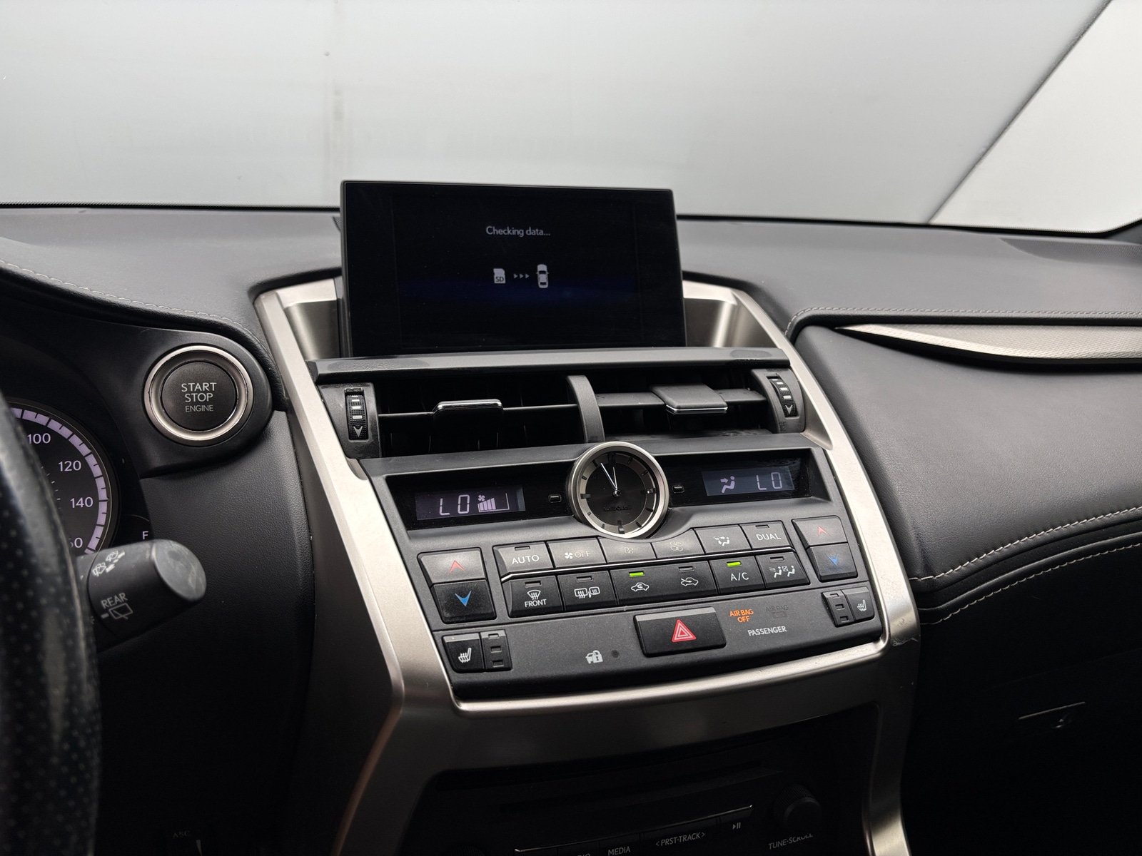 Thumbnail: 2016 Lexus NX - 4