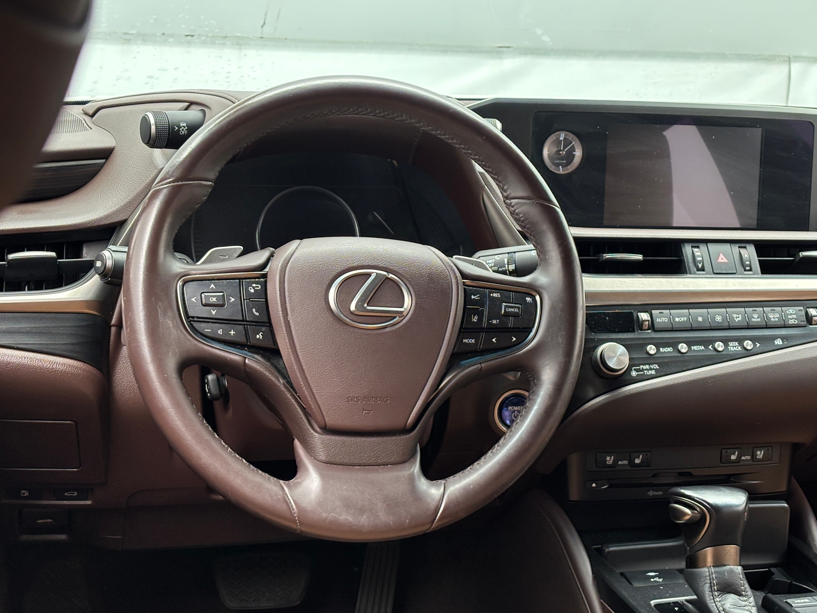 Thumbnail: 2021 Lexus ES - 5