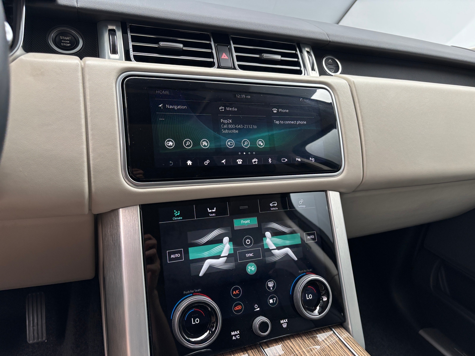 Thumbnail: 2019 Land Rover Range Rover - 4