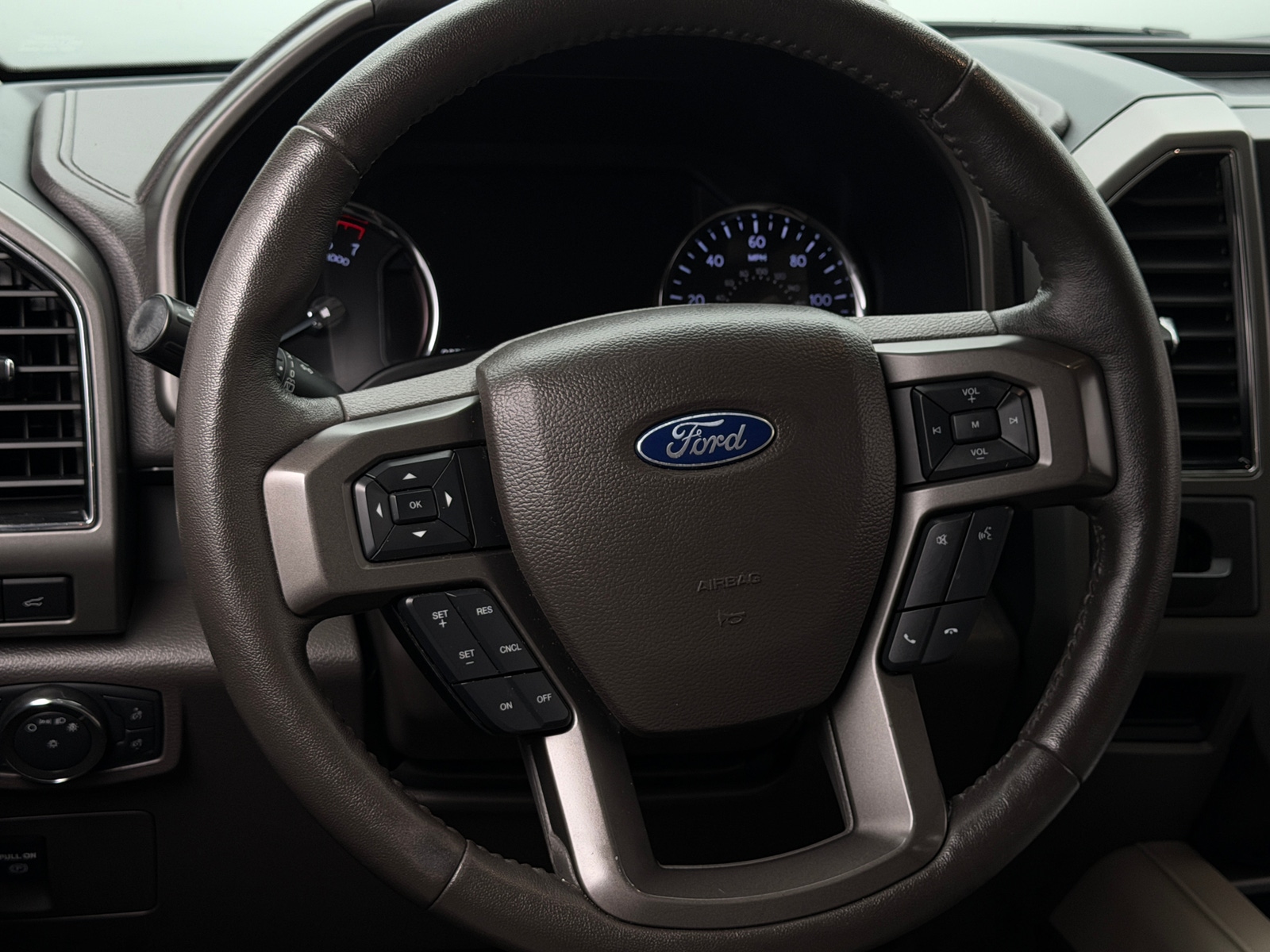 Thumbnail: 2020 Ford Expedition MAX - 4