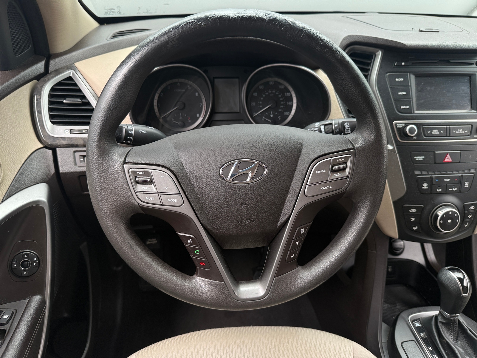 Thumbnail: 2017 Hyundai Santa Fe - 5