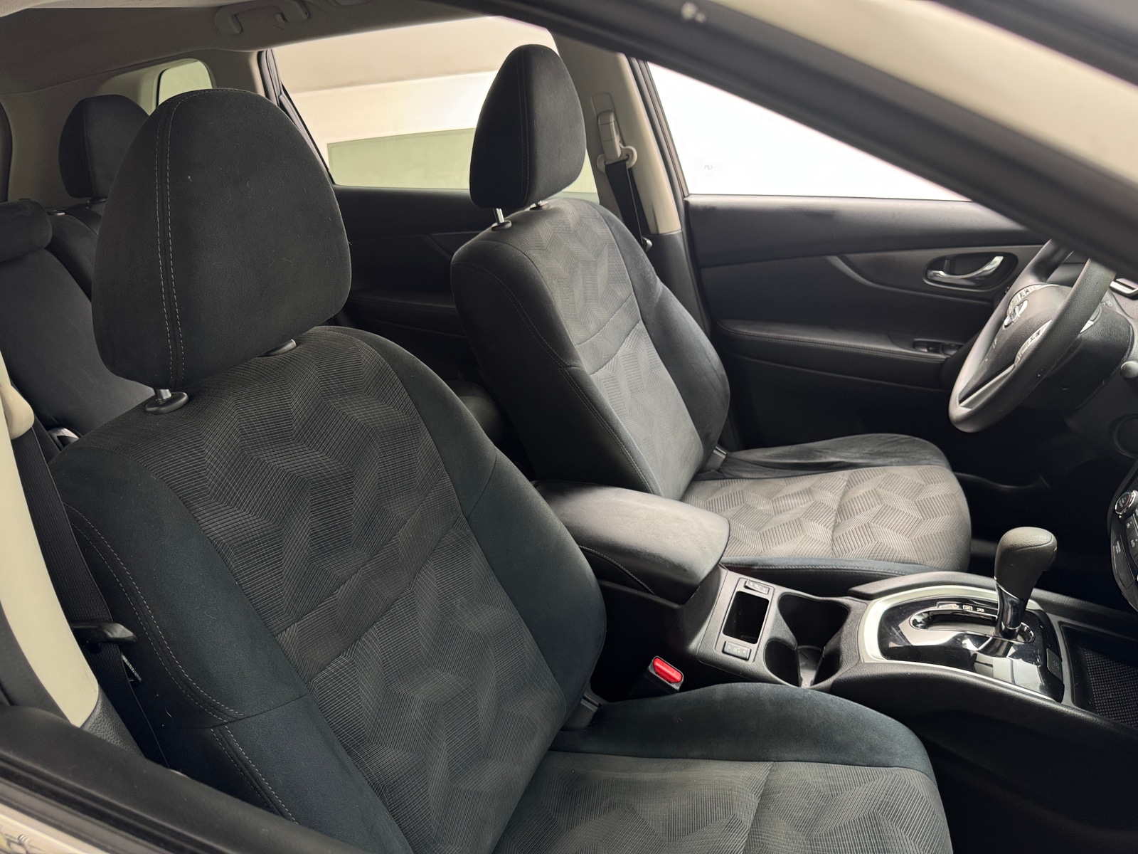 Thumbnail: 2015 Nissan Rogue - 2