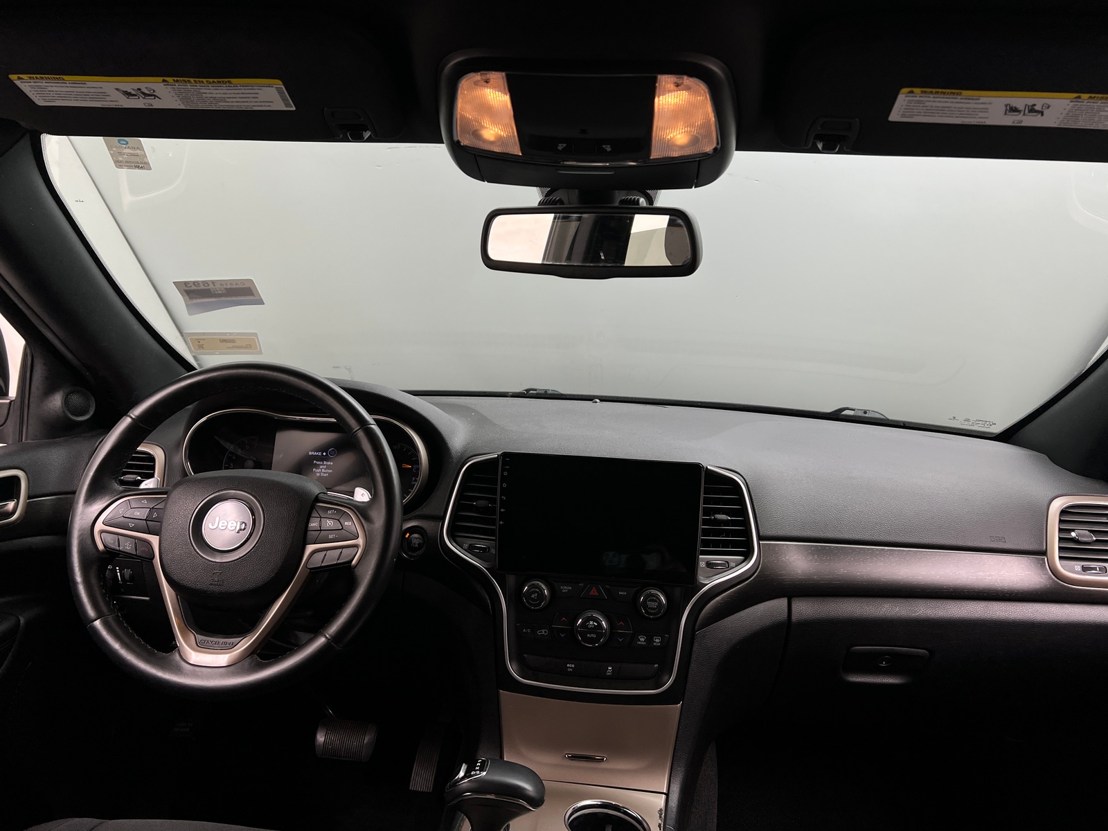 Thumbnail: 2015 Jeep Grand Cherokee - 3