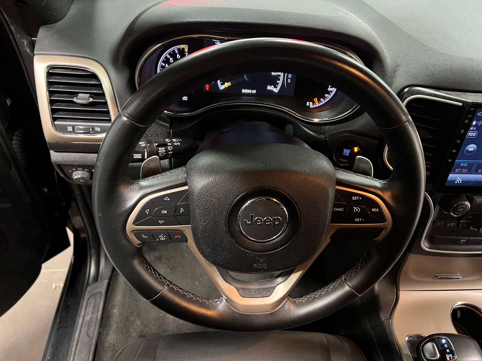Thumbnail: 2015 Jeep Grand Cherokee - 5