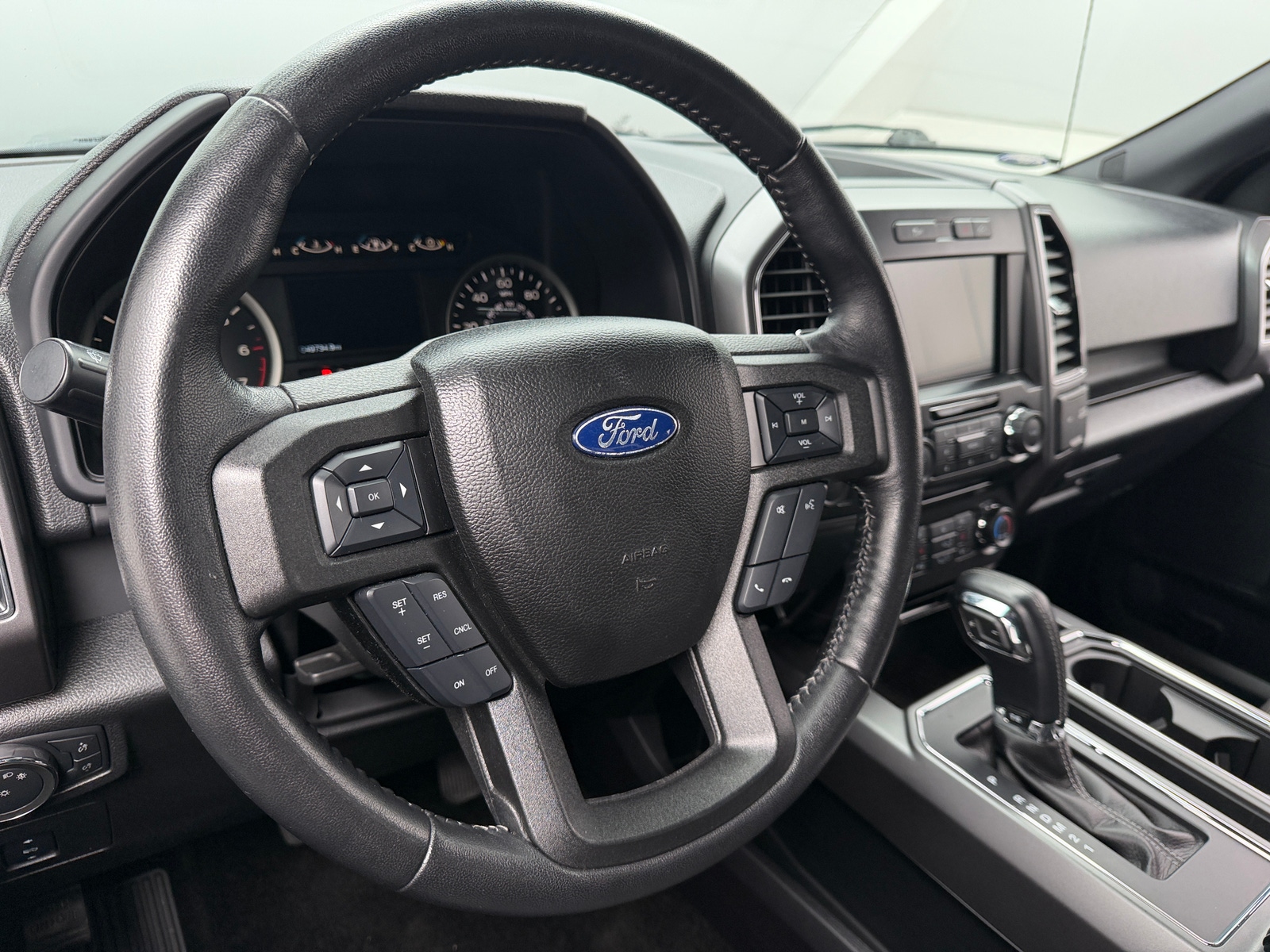 Thumbnail: 2017 Ford Econoline - 5