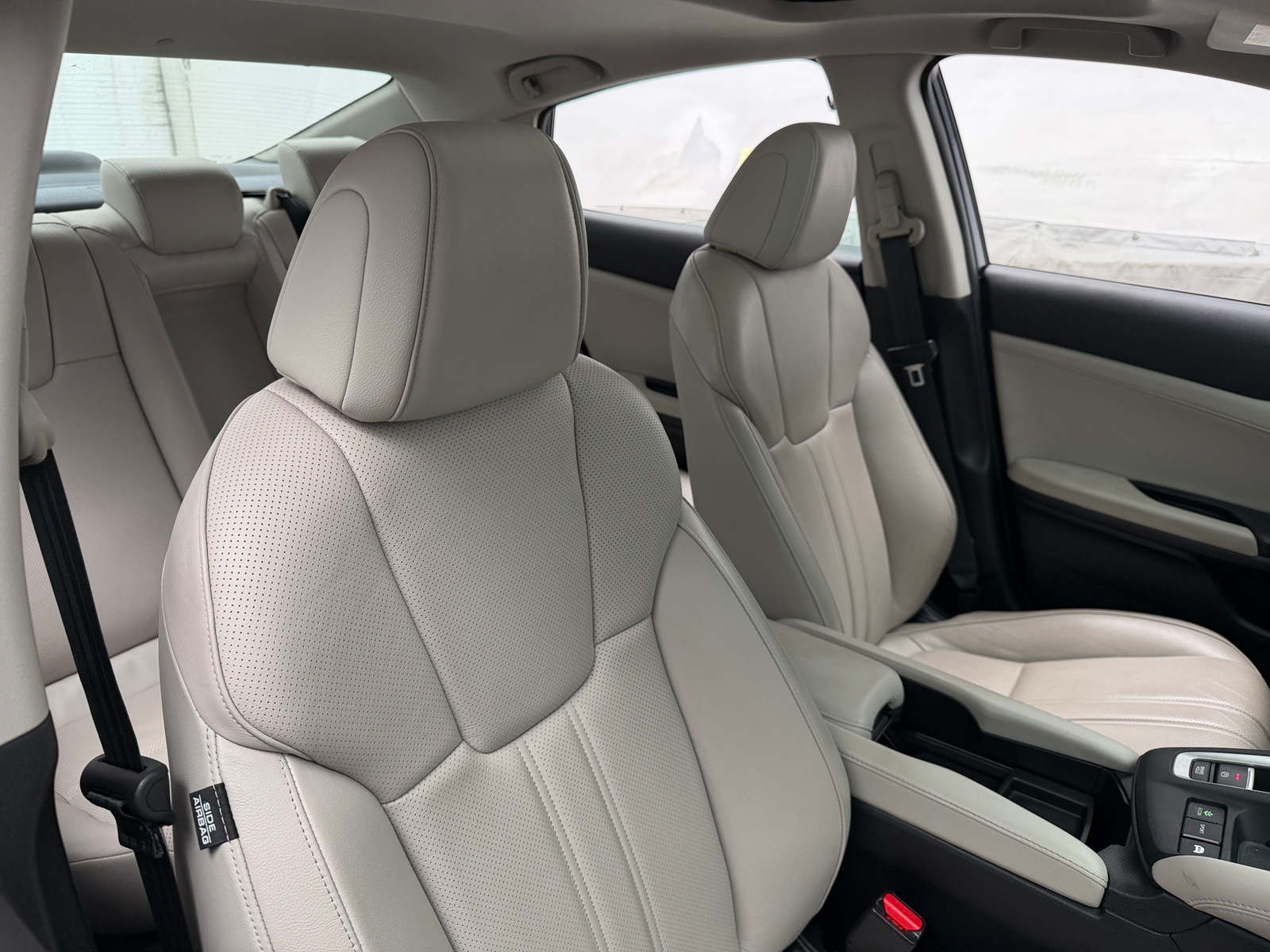 Thumbnail: 2019 Honda Insight - 2