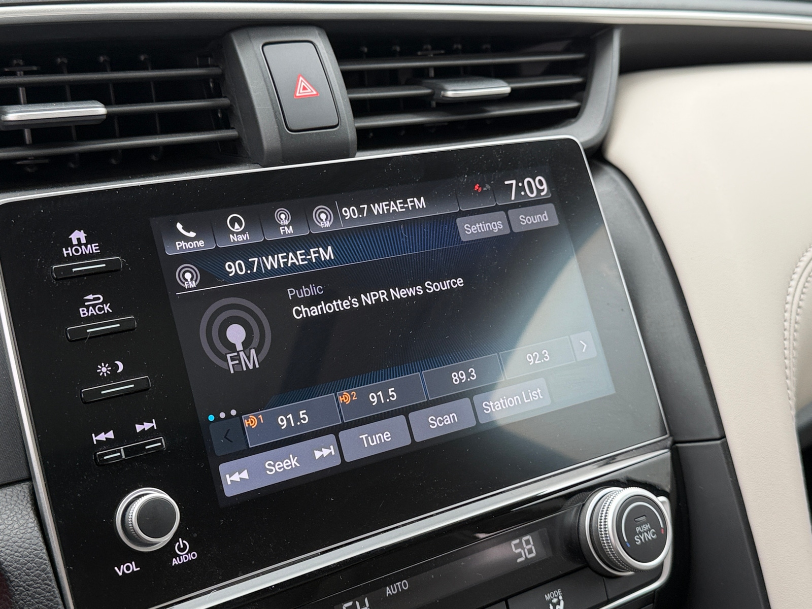 Thumbnail: 2019 Honda Insight - 4