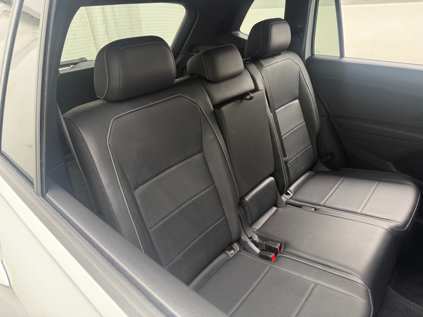 Thumbnail: 2021 Volkswagen Tiguan - 5