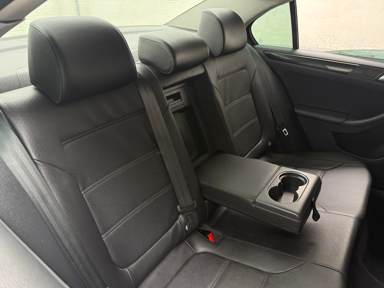 Thumbnail: 2016 Volkswagen Jetta - 5