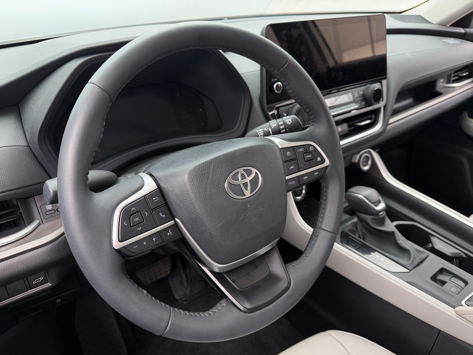 Thumbnail: 2026 Toyota Grand Highlander - 4