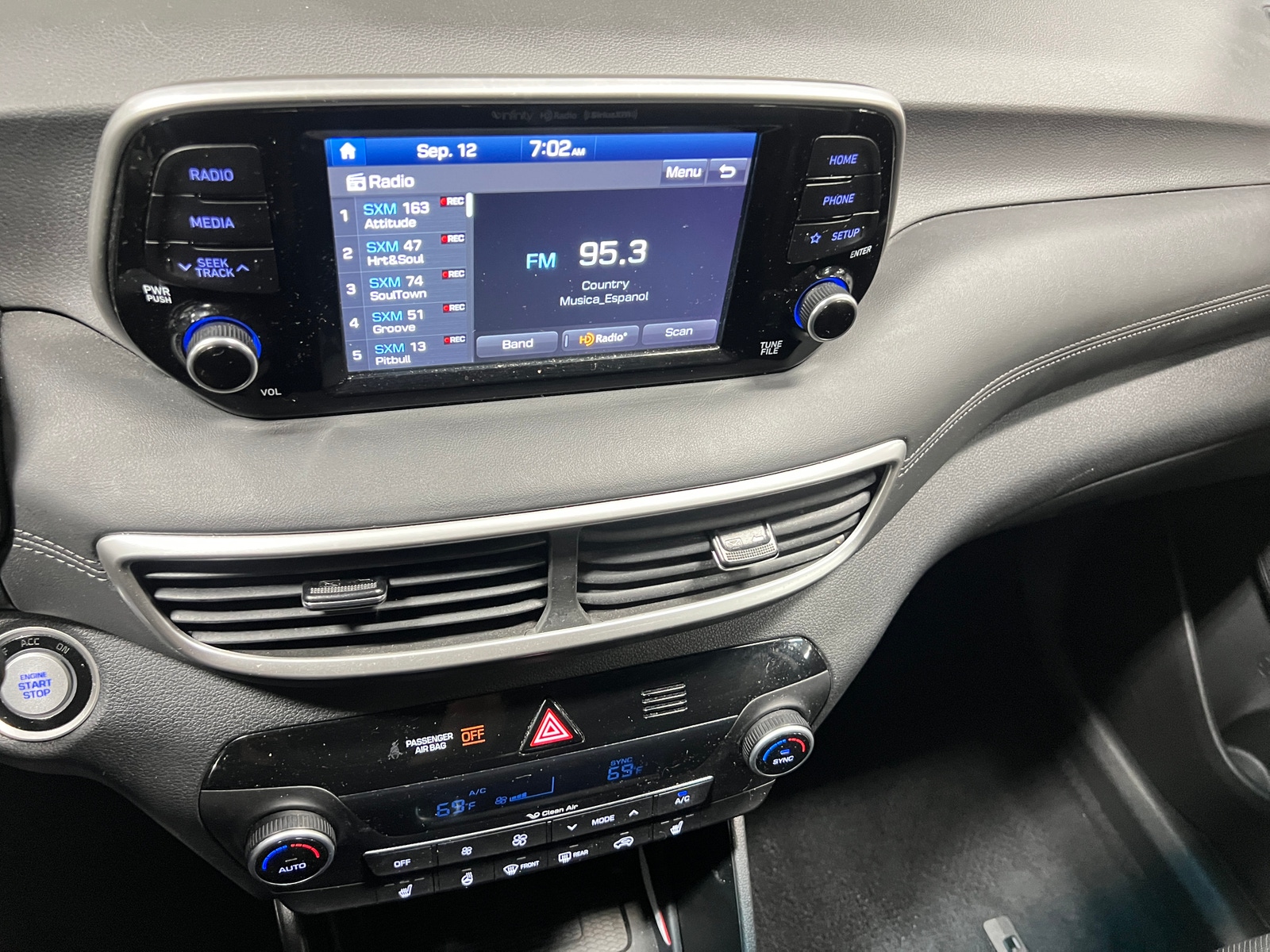 Thumbnail: 2019 Hyundai Tucson - 3