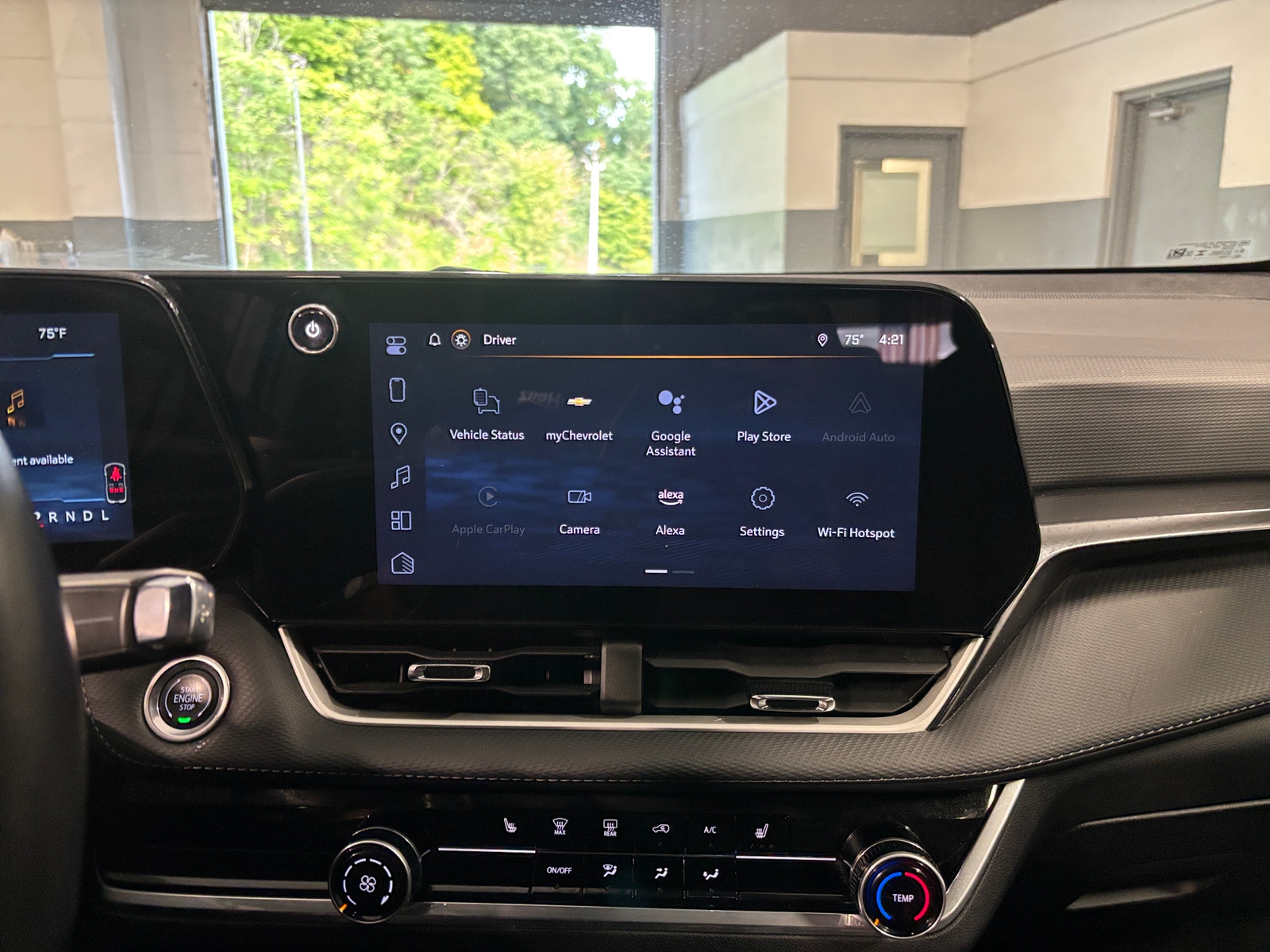 Thumbnail: 2025 Chevrolet Equinox - 4