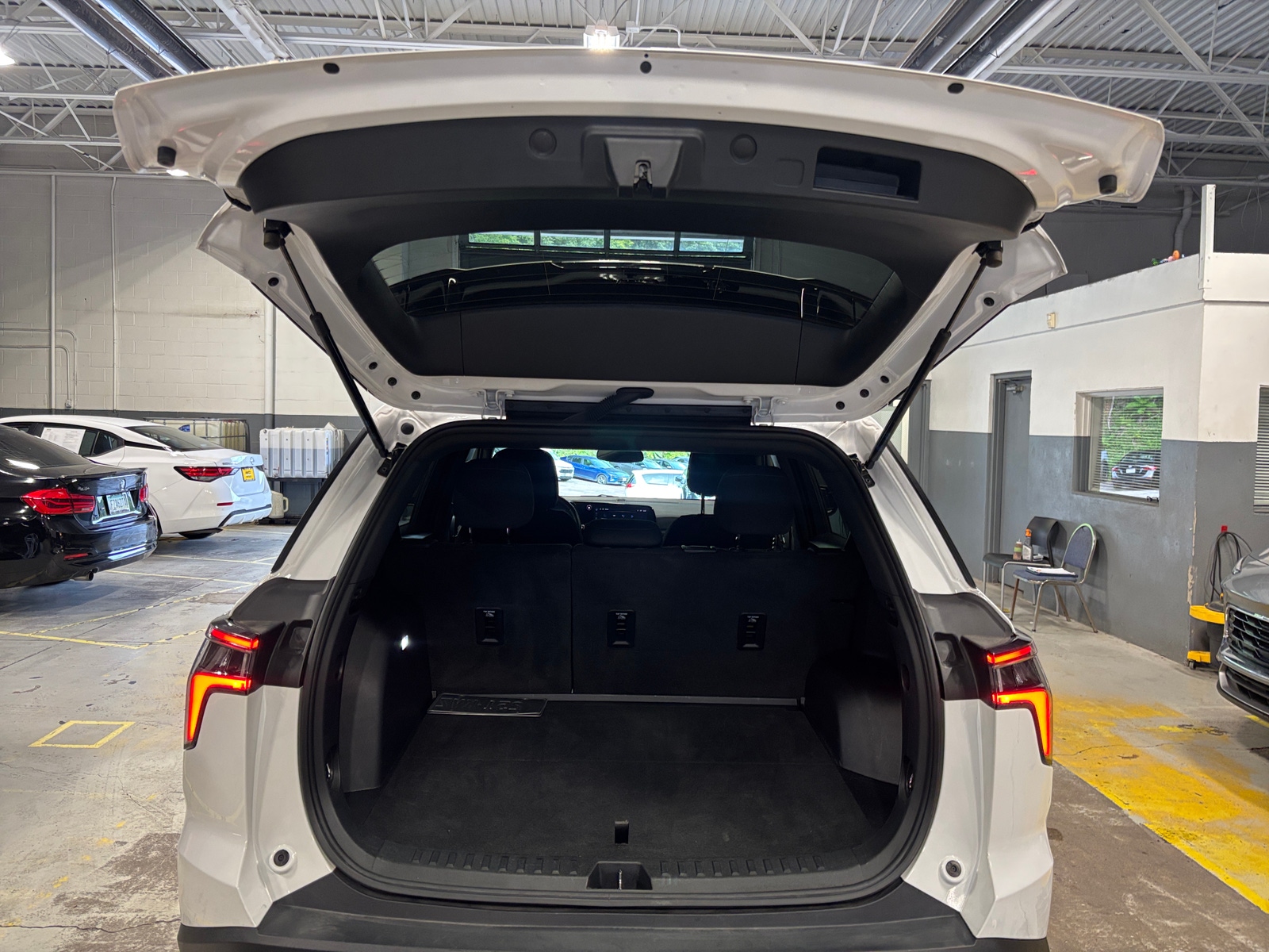 Thumbnail: 2025 Chevrolet Equinox - 6