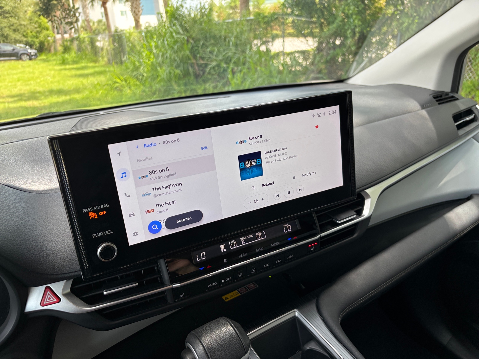 Thumbnail: 2025 Toyota Sienna - 3