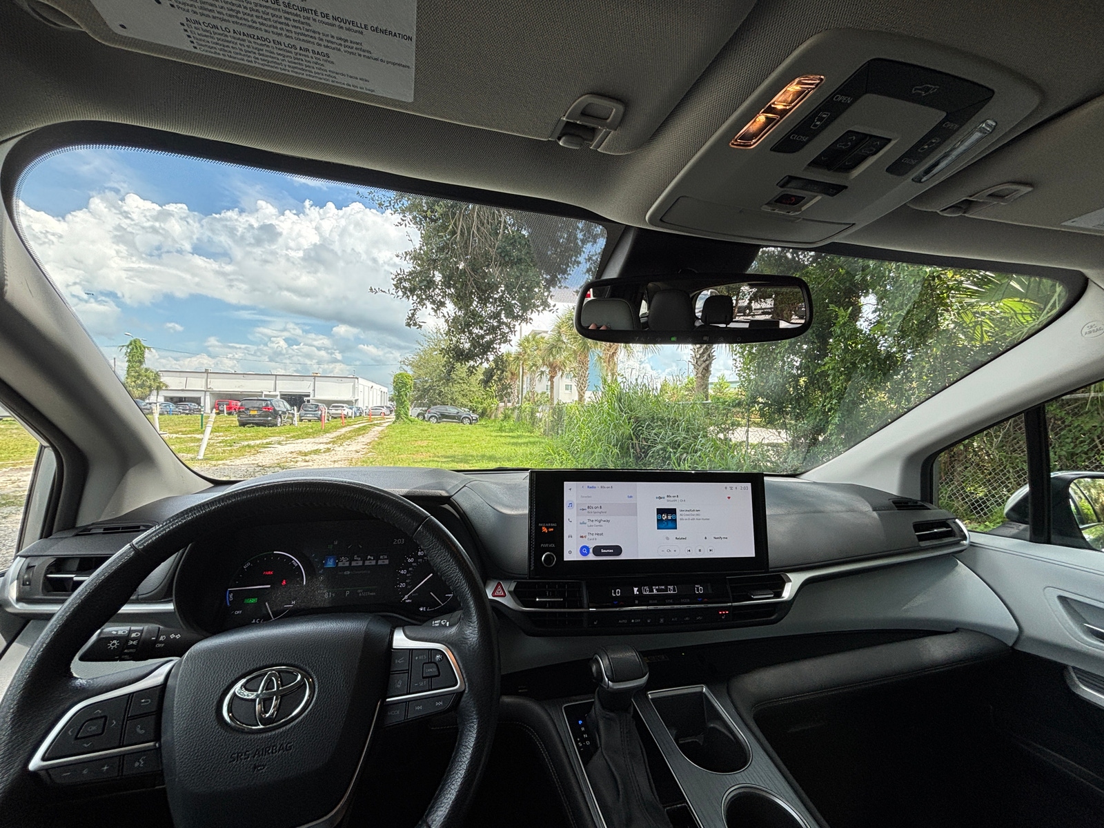 Thumbnail: 2025 Toyota Sienna - 2