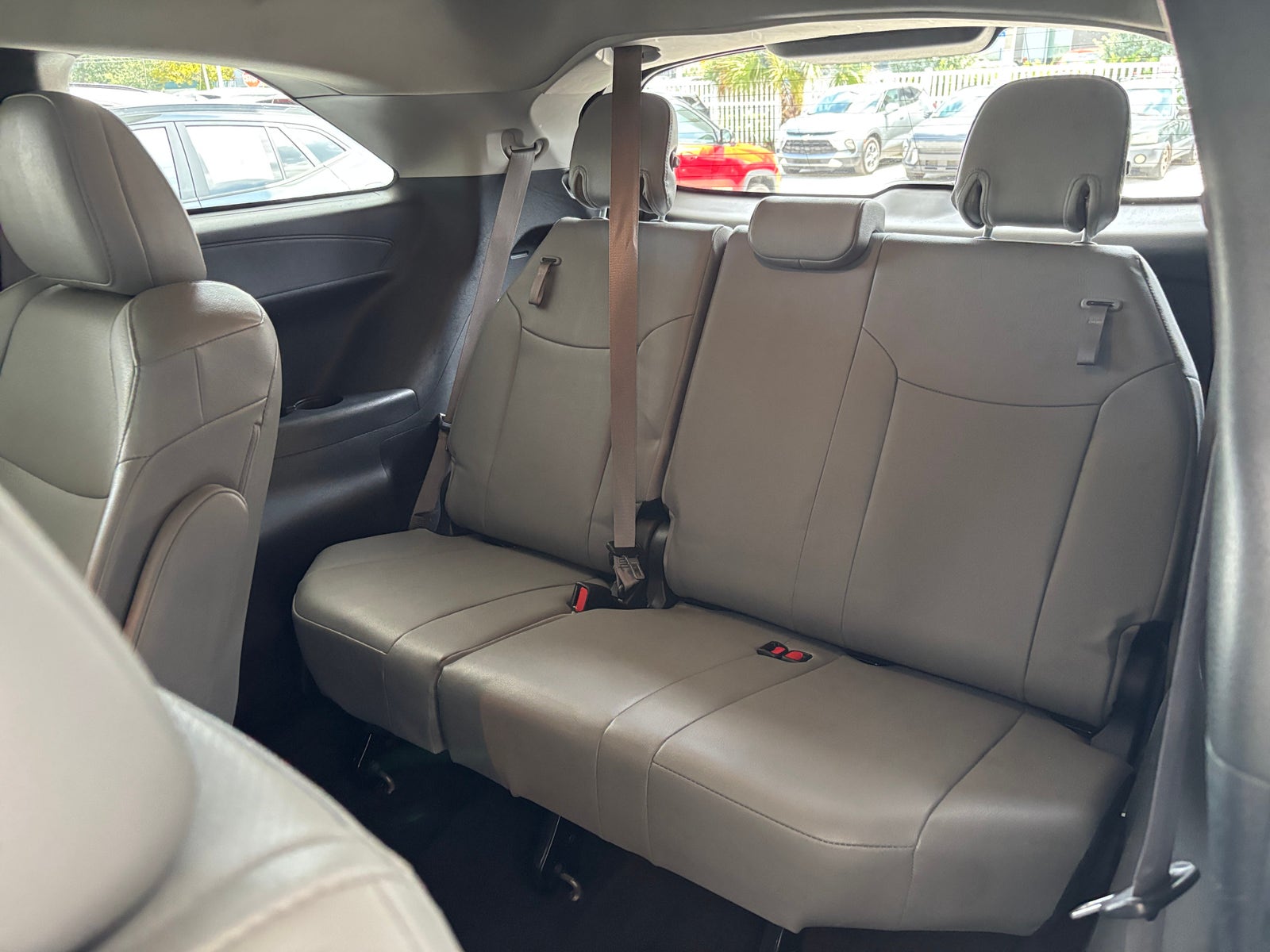 Thumbnail: 2025 Toyota Sienna - 5