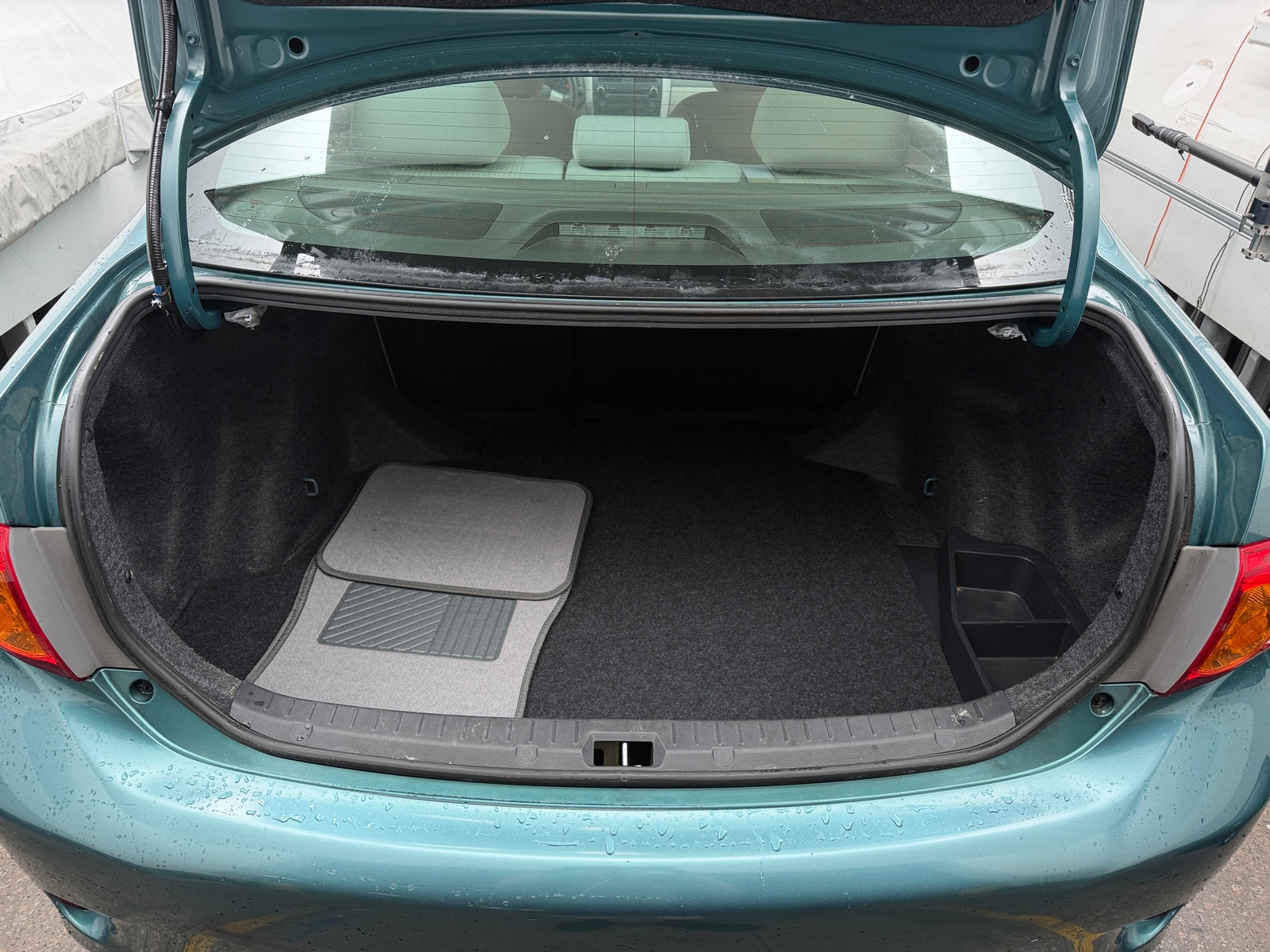 Thumbnail: 2010 Toyota Corolla - 7