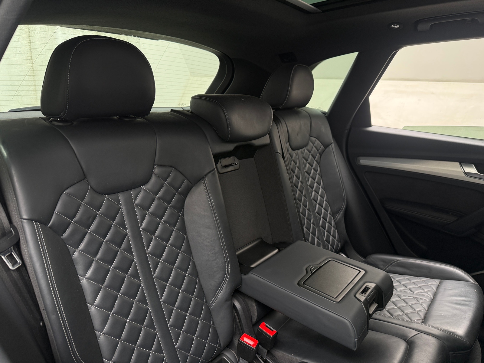 Thumbnail: 2019 Audi SQ5 - 5