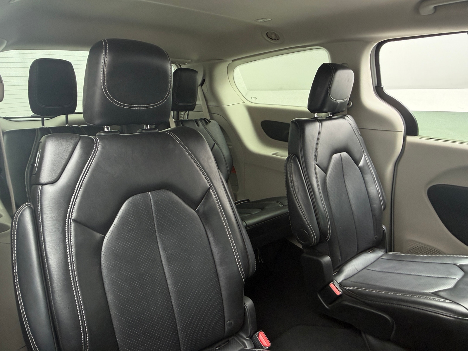 Thumbnail: 2024 Chrysler Pacifica - 5