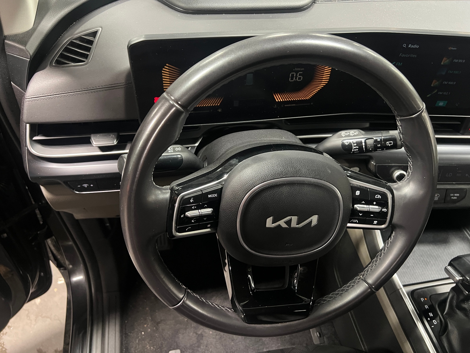 Thumbnail: 2025 Kia Carnival - 4