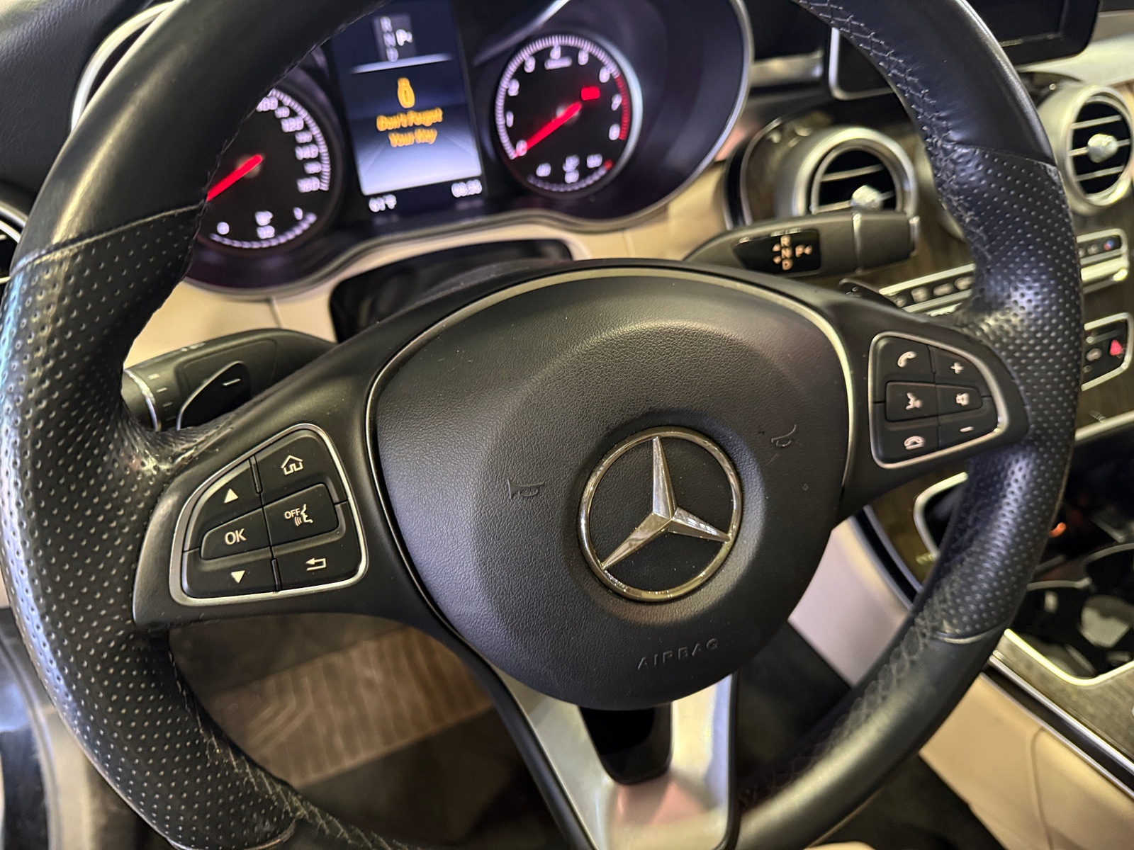 Thumbnail: 2016 Mercedes-Benz C-Class - 5