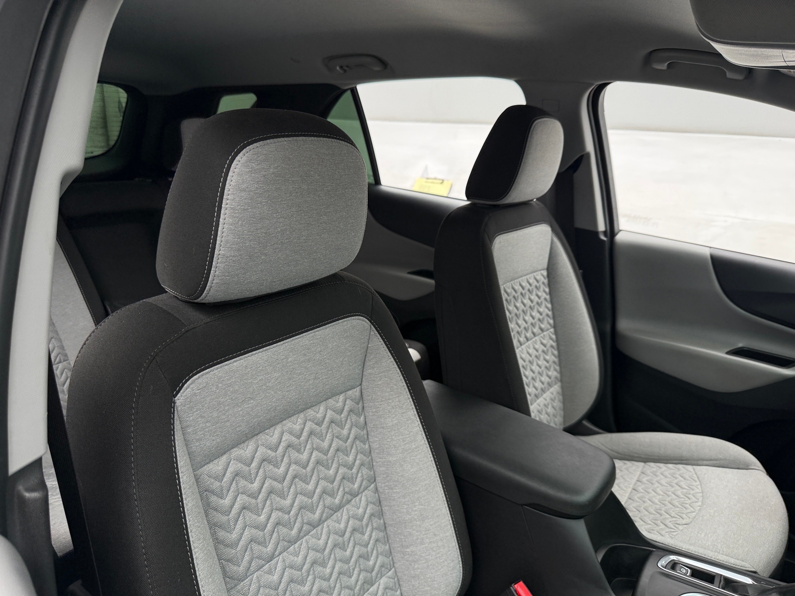Thumbnail: 2023 Chevrolet Equinox - 2