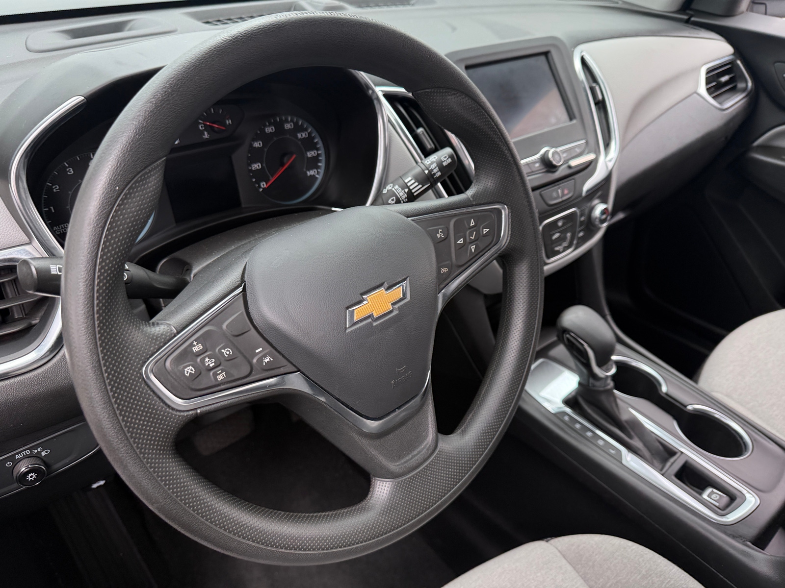 Thumbnail: 2023 Chevrolet Equinox - 5