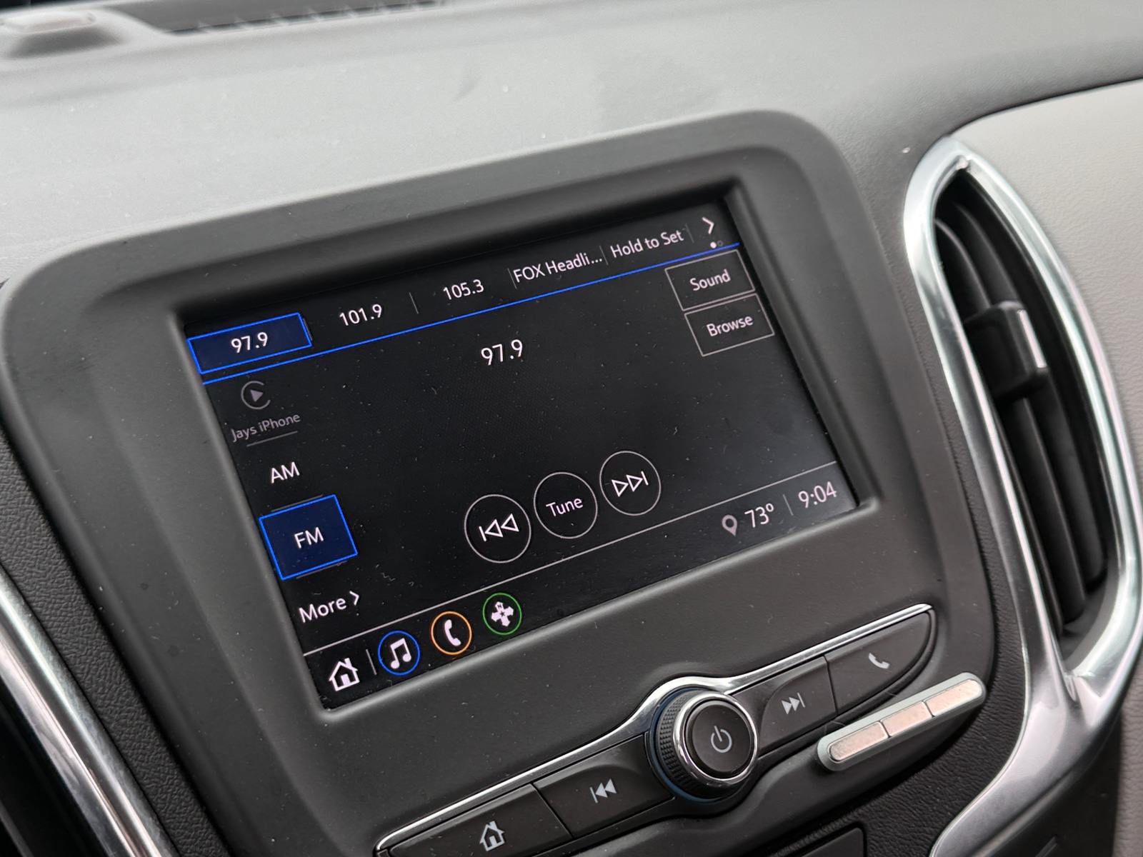 Thumbnail: 2023 Chevrolet Equinox - 4