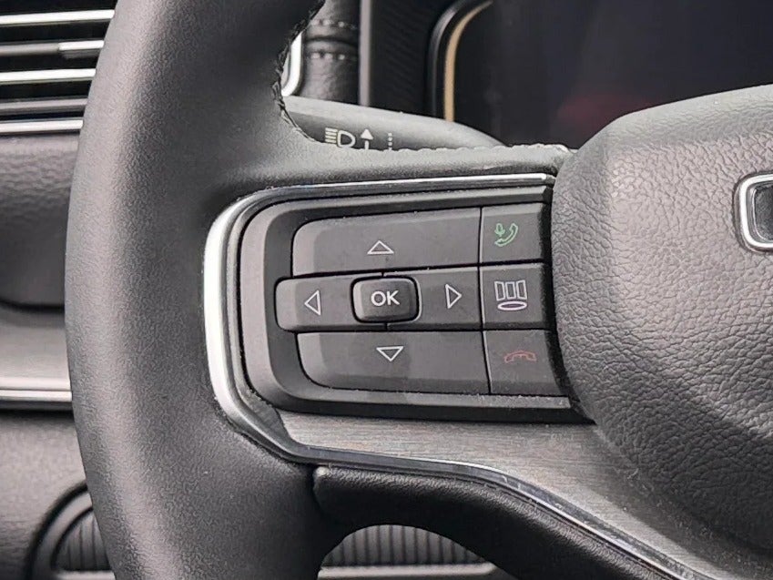 2024 Jeep Wagoneer L Series II - Photo 23