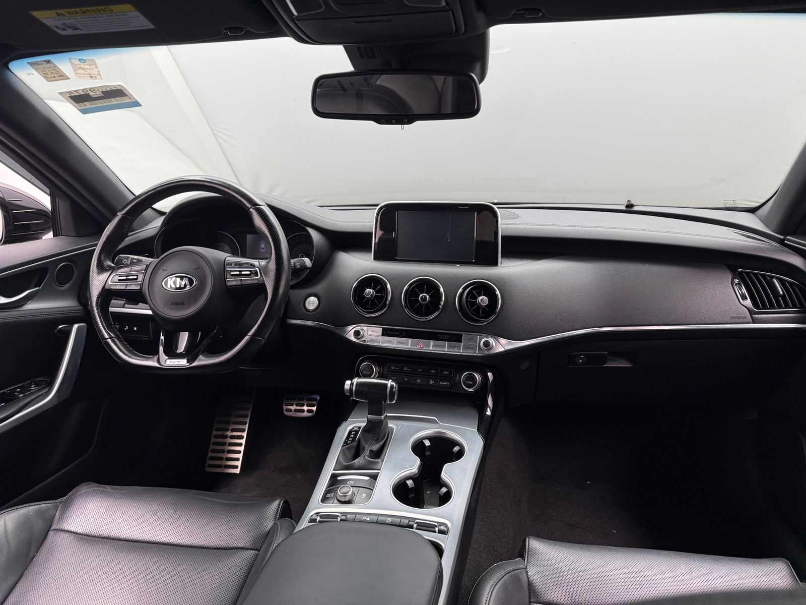 Thumbnail: 2020 Kia Stinger - 2