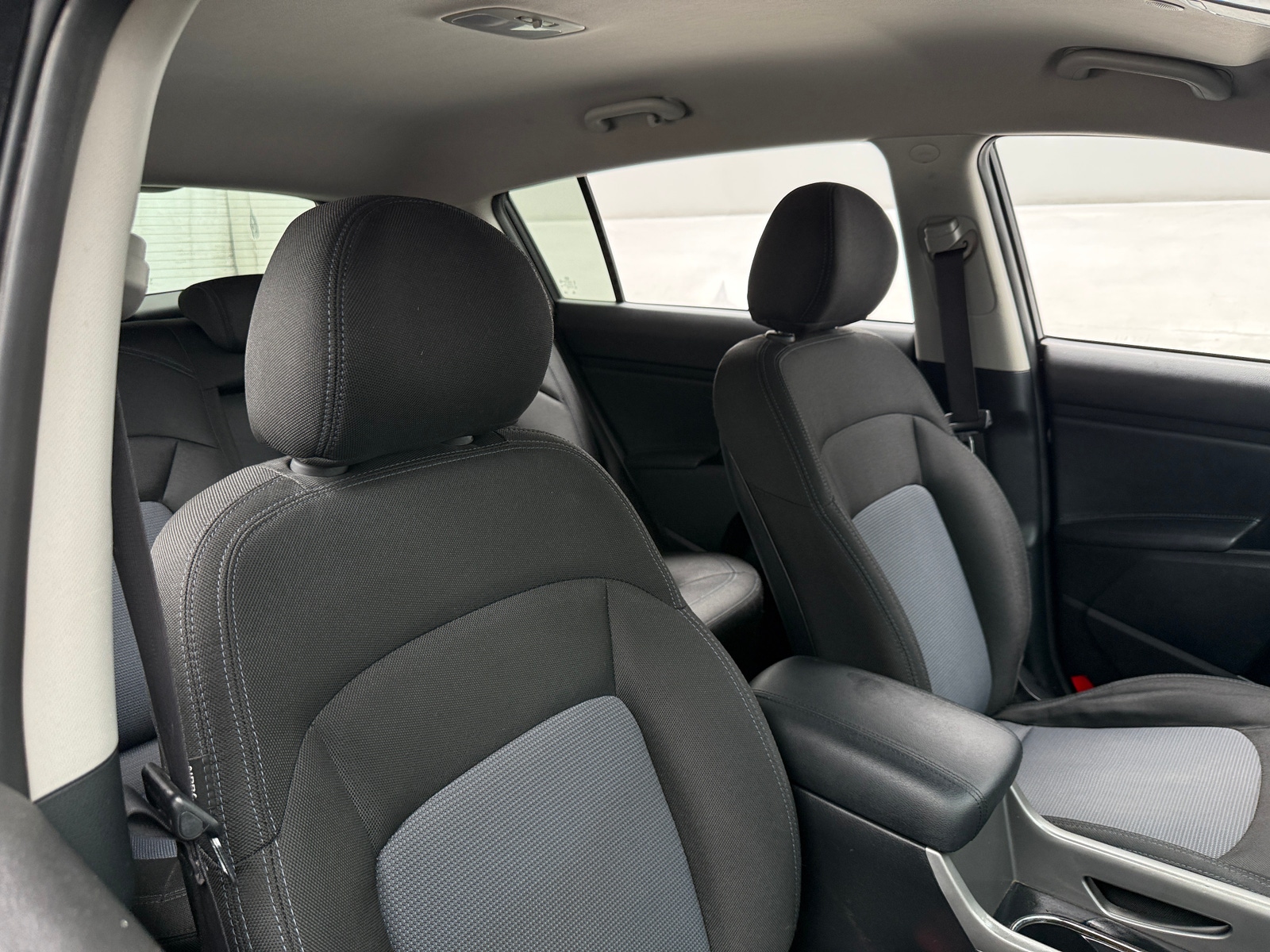 Thumbnail: 2016 Kia Sportage - 2