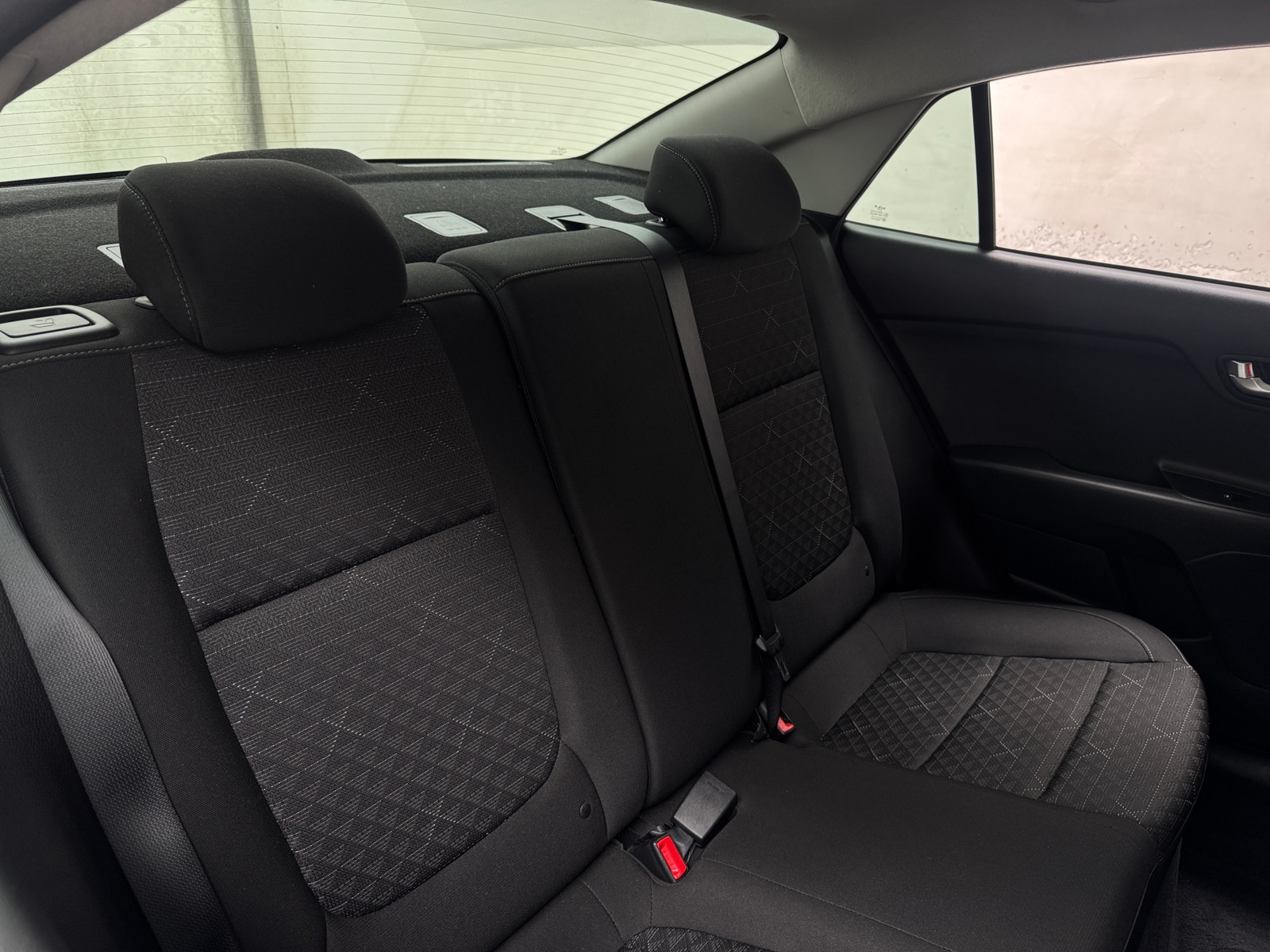 Thumbnail: 2023 Kia Rio - 6