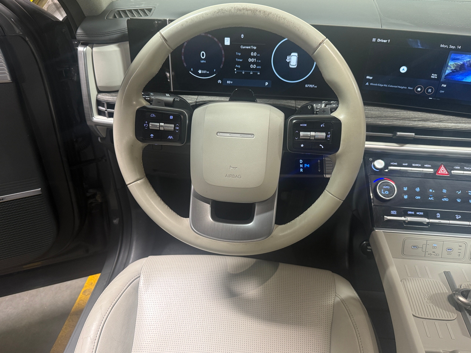 Thumbnail: 2024 Hyundai Santa Fe - 4