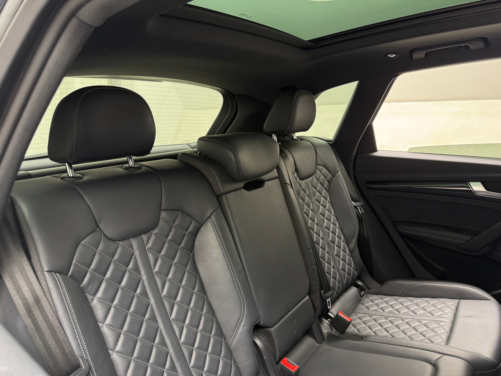 Thumbnail: 2021 Audi SQ5 - 6