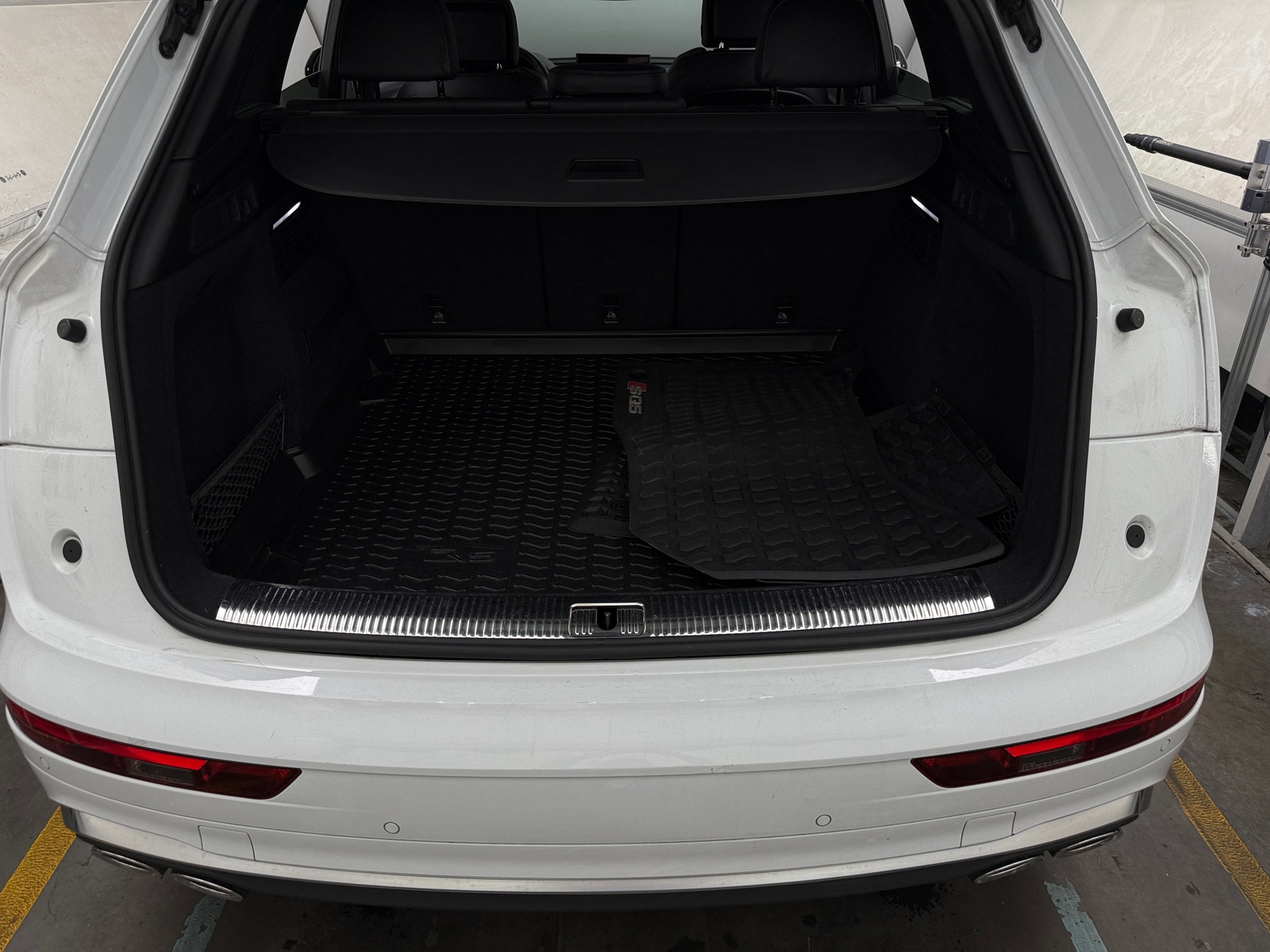 Thumbnail: 2021 Audi SQ5 - 7