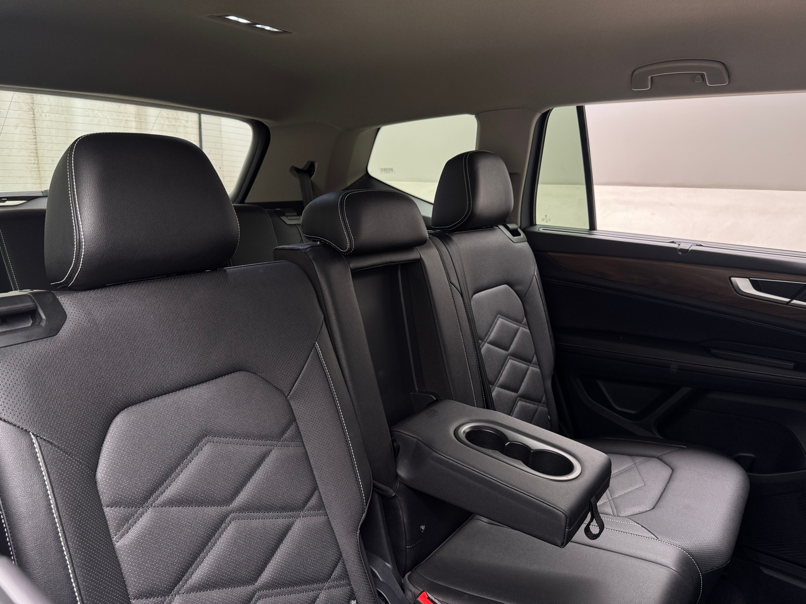Thumbnail: 2025 Volkswagen Atlas - 5