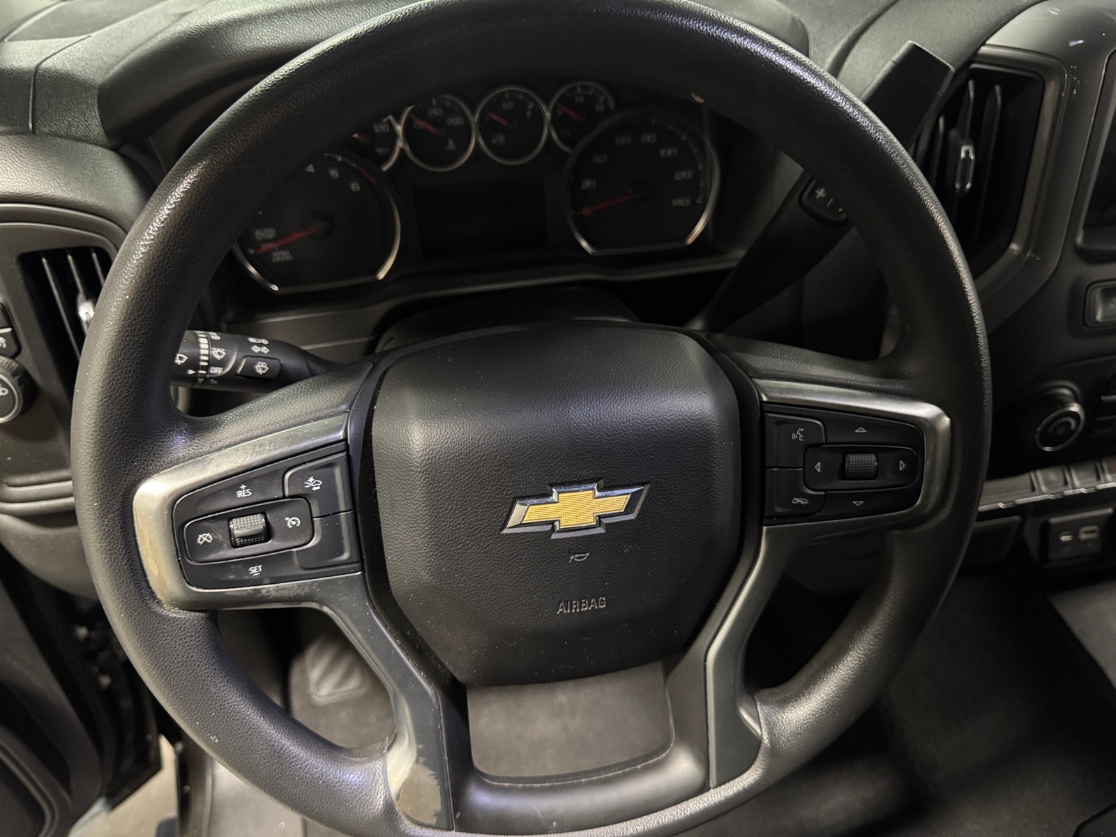 Thumbnail: 2022 Chevrolet Silverado 1500 - 5